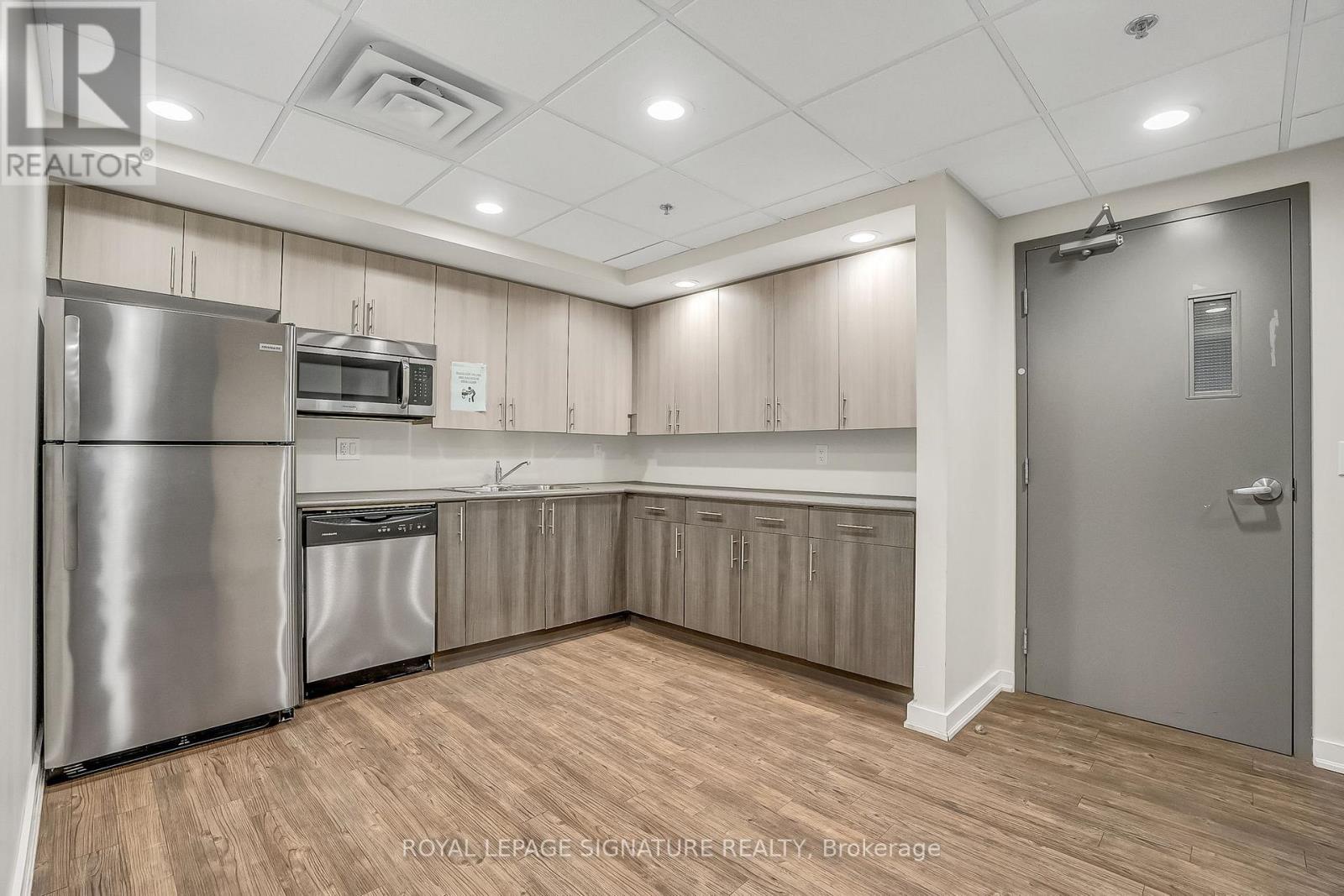 507 - 38 Joe Shuster Way, Toronto (niagara), Ontario