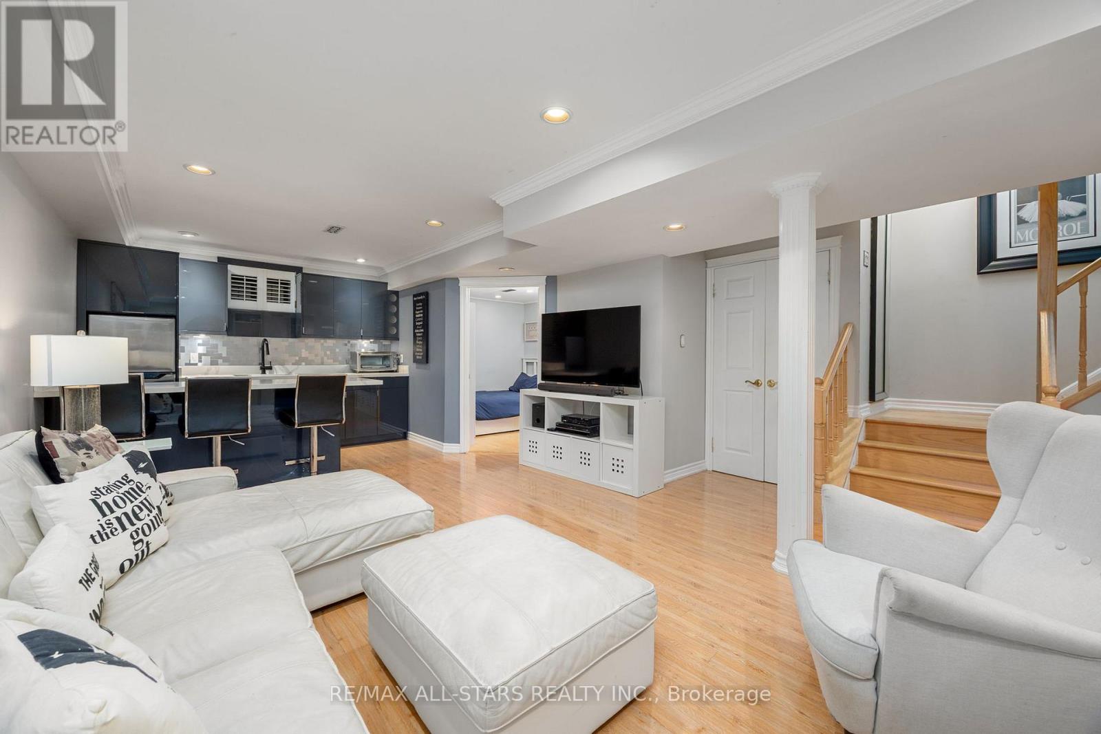 10 Sufi Crescent, Toronto (victoria Village), Ontario