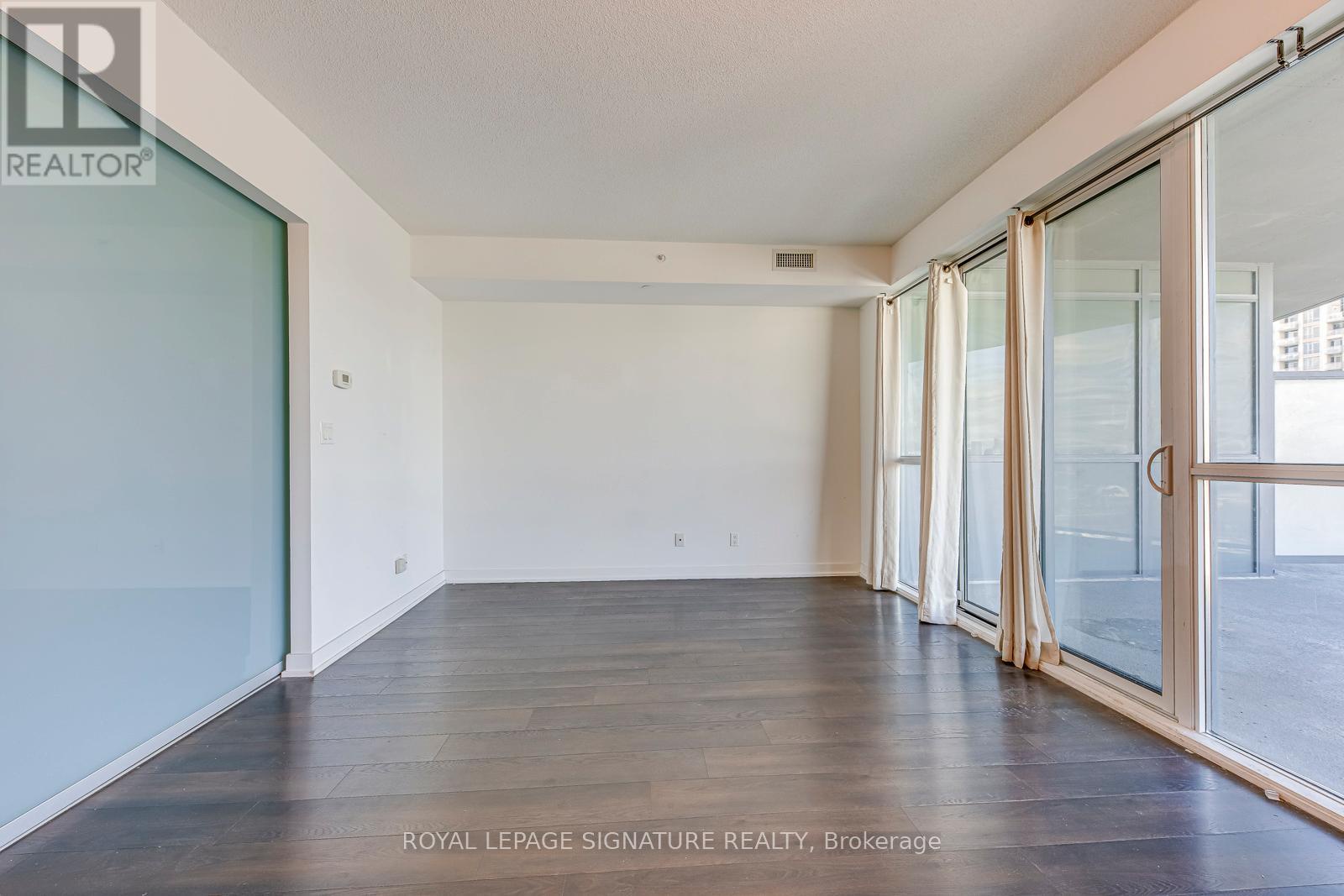 1901 - 20 Bruyeres Mews, Toronto (niagara), Ontario