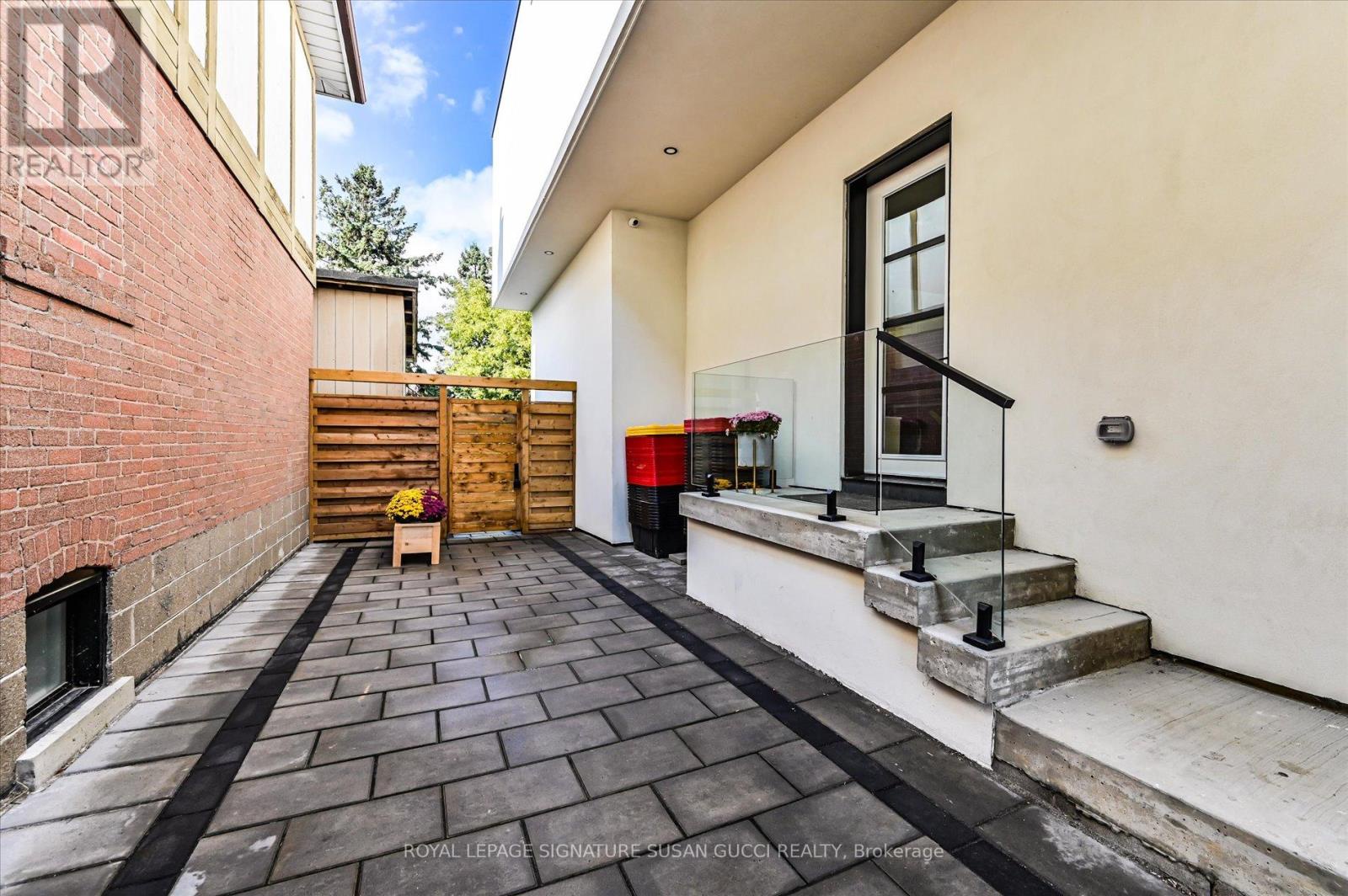 36 Glenshaw Crescent, Toronto (o'connor-parkview), Ontario