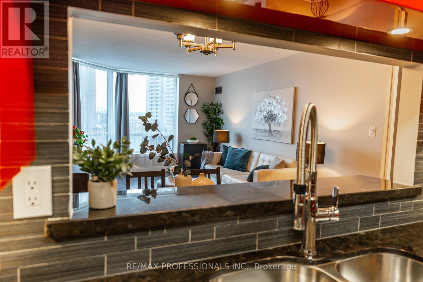 709 - 3 Hickory Tree Road, Toronto (weston), Ontario