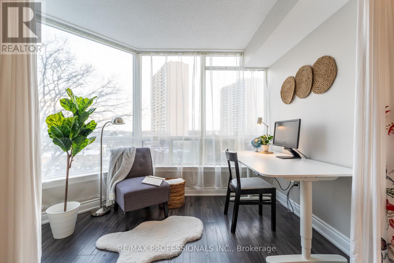 709 - 3 Hickory Tree Road, Toronto (weston), Ontario