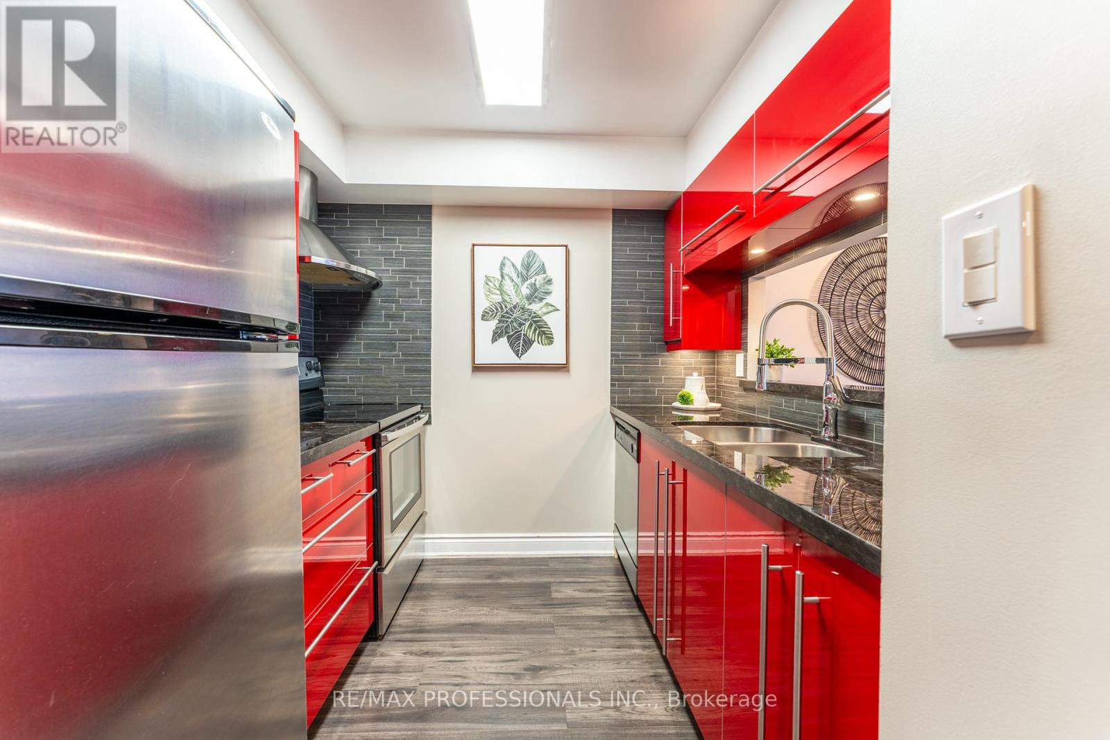 709 - 3 Hickory Tree Road, Toronto (weston), Ontario