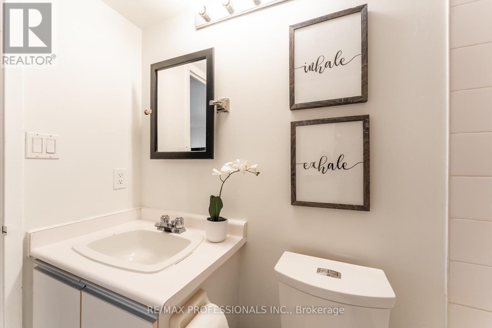 709 - 3 Hickory Tree Road, Toronto (weston), Ontario