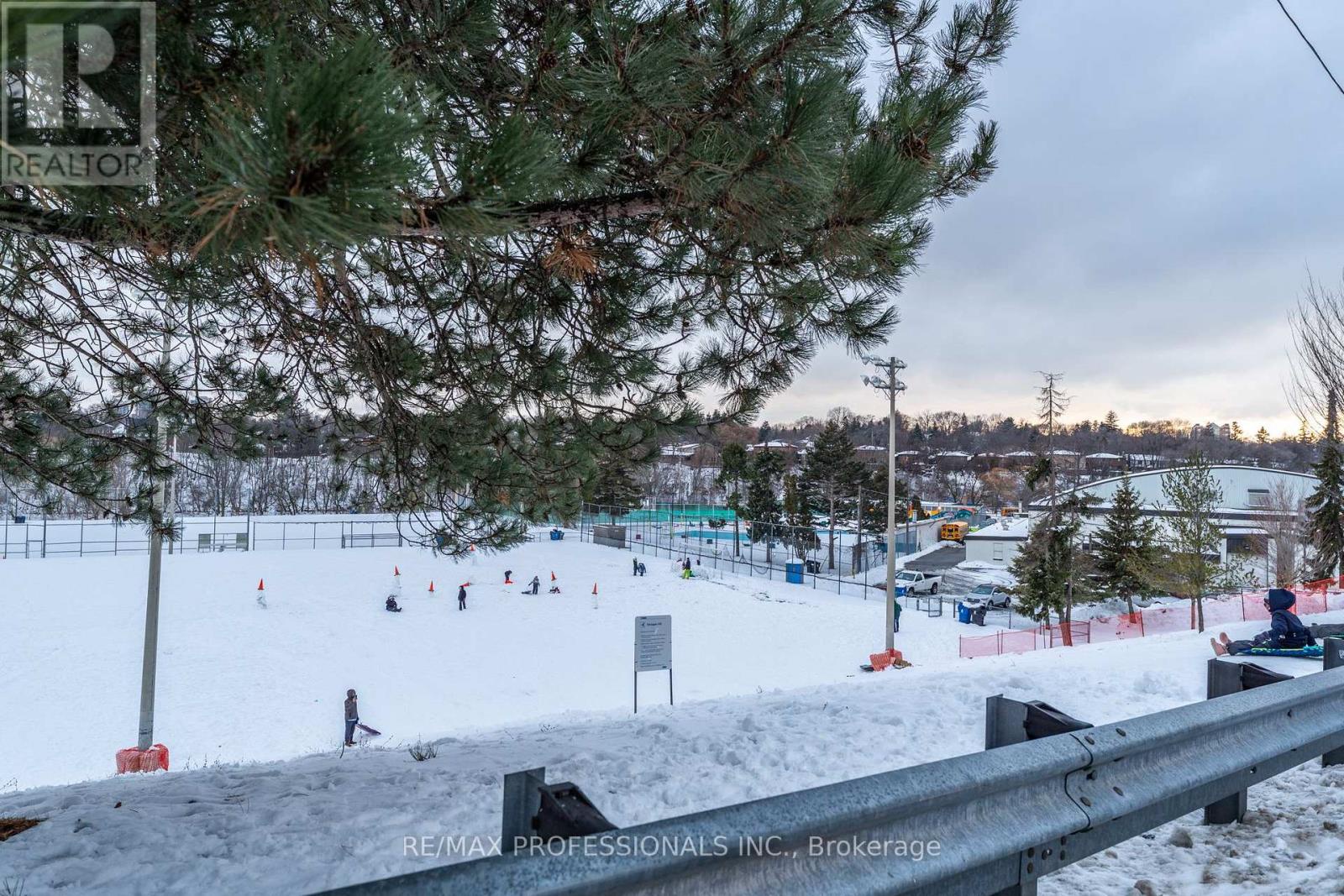 709 - 3 Hickory Tree Road, Toronto (weston), Ontario