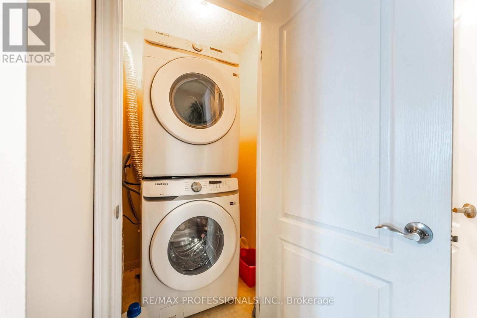 709 - 3 Hickory Tree Road, Toronto (weston), Ontario