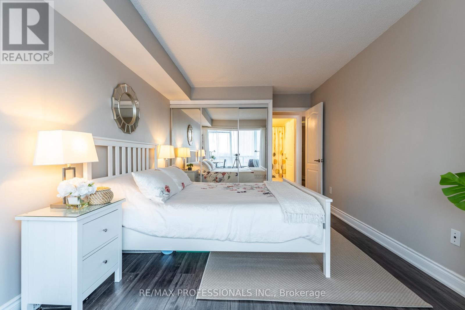 709 - 3 Hickory Tree Road, Toronto (weston), Ontario