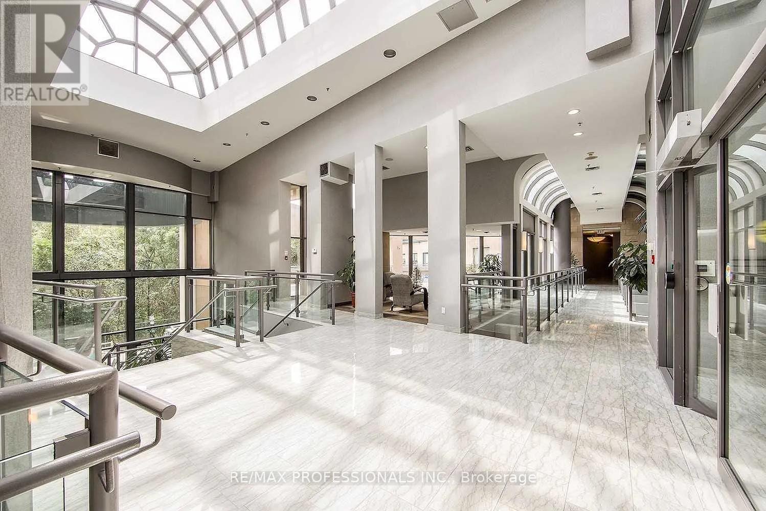 709 - 3 Hickory Tree Road, Toronto (weston), Ontario