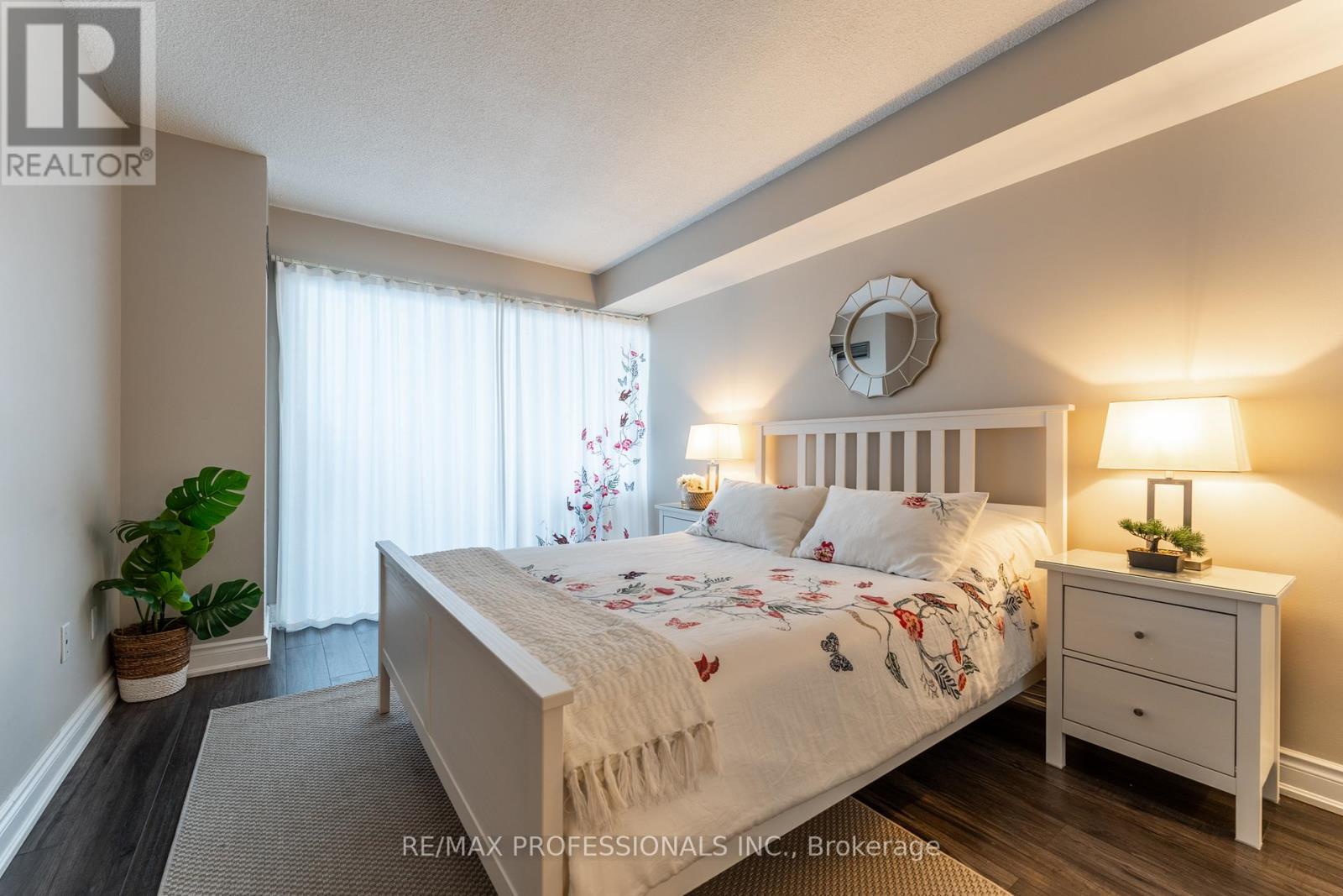 709 - 3 Hickory Tree Road, Toronto (weston), Ontario