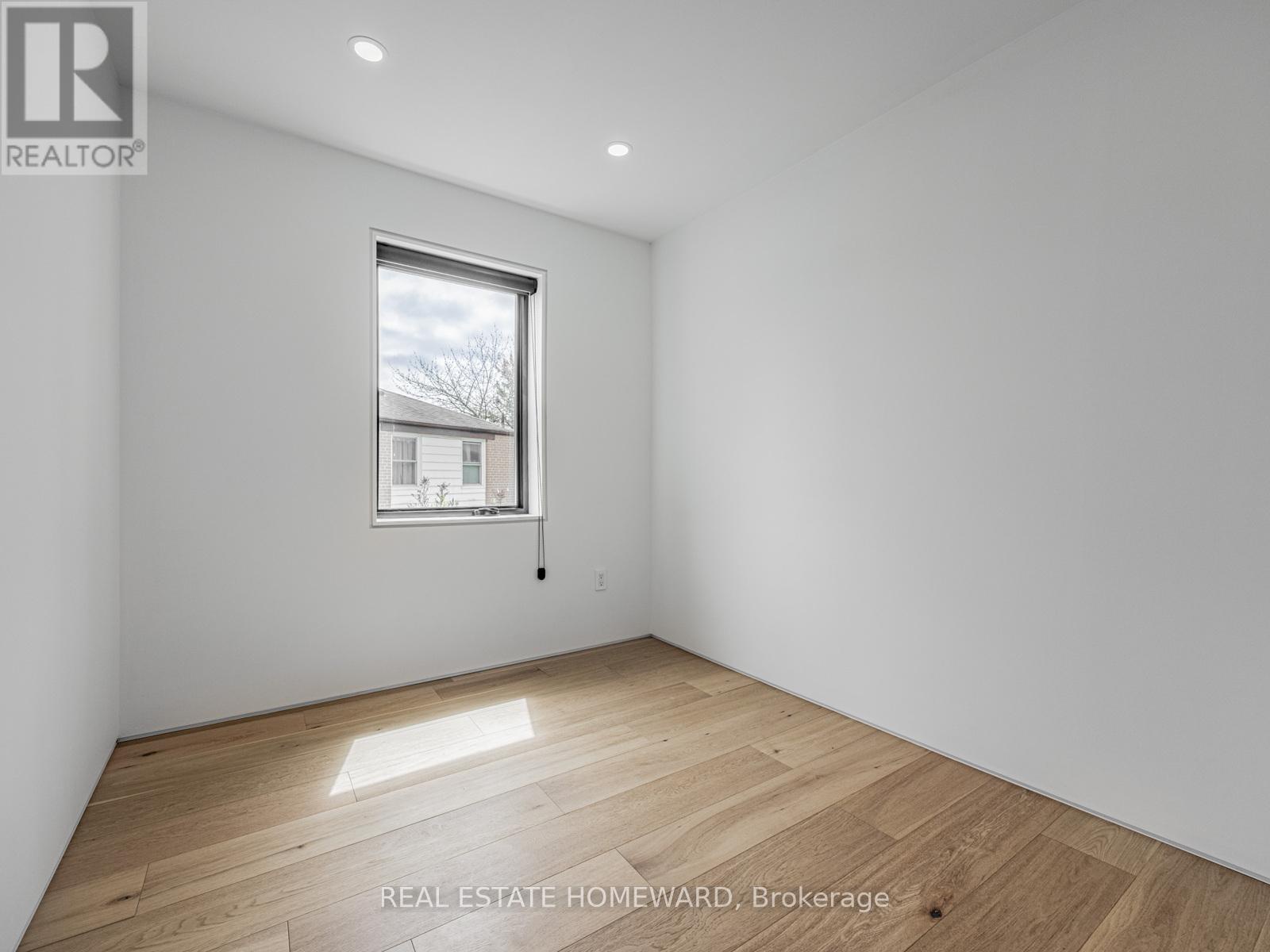 10 Juliana Court, Toronto (lambton Baby Point), Ontario