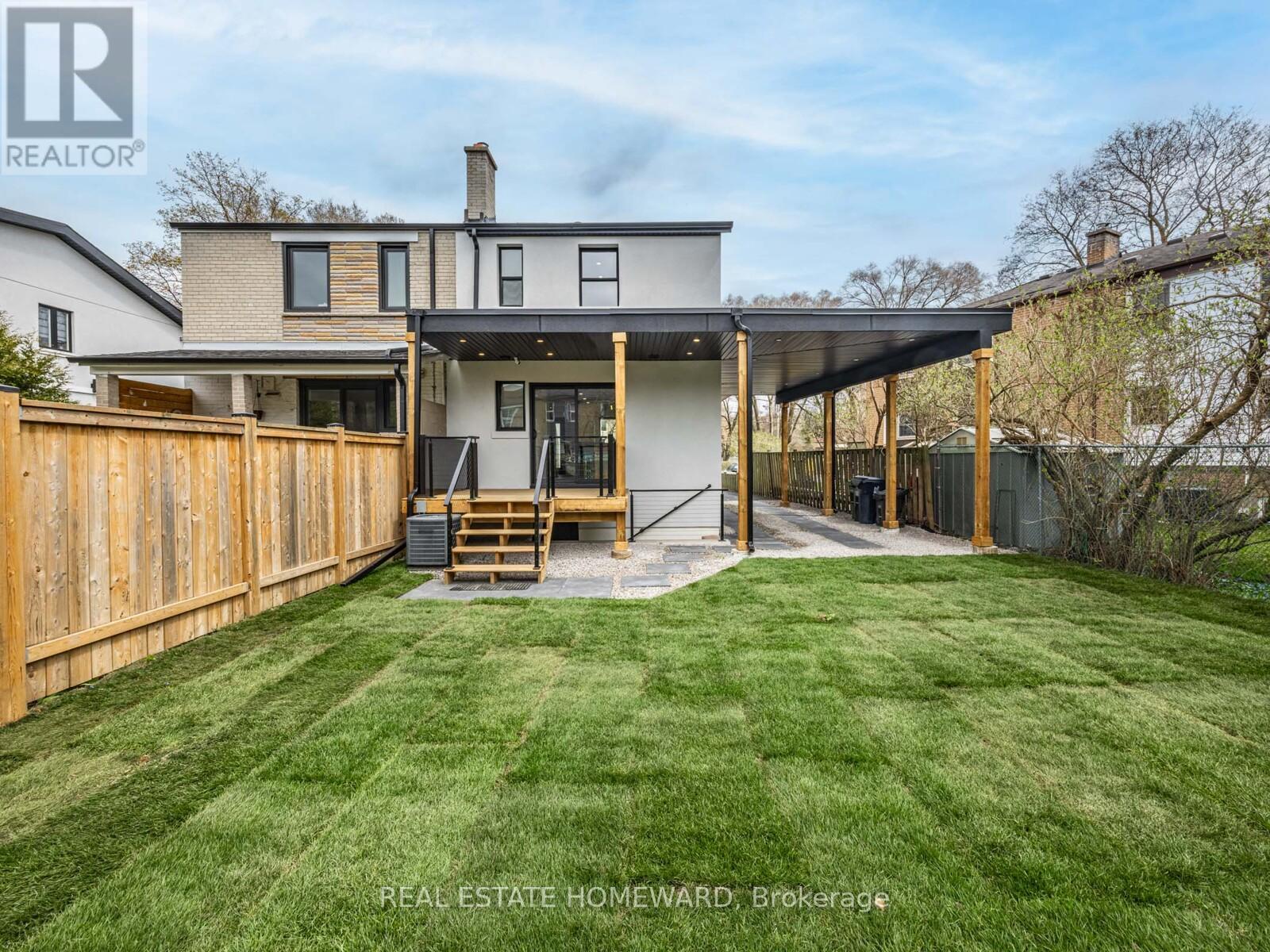 10 Juliana Court, Toronto (lambton Baby Point), Ontario