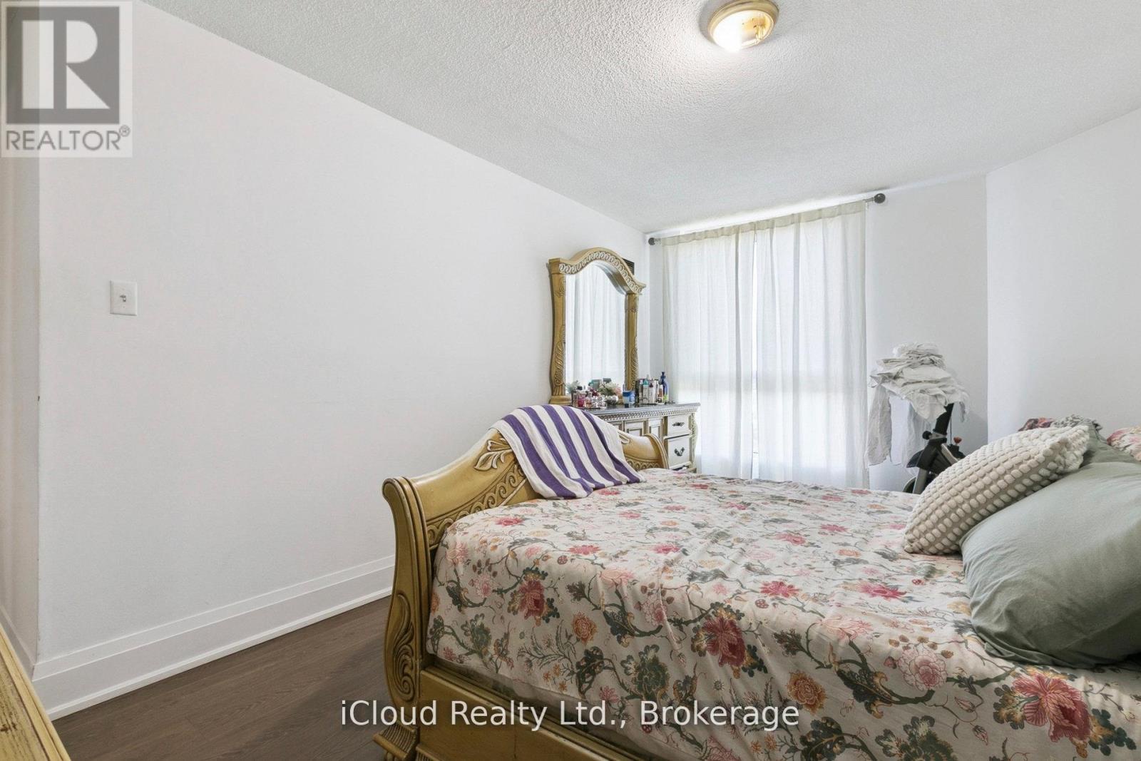 1108 - 238 Albion Road, Toronto (elms-old Rexdale), Ontario