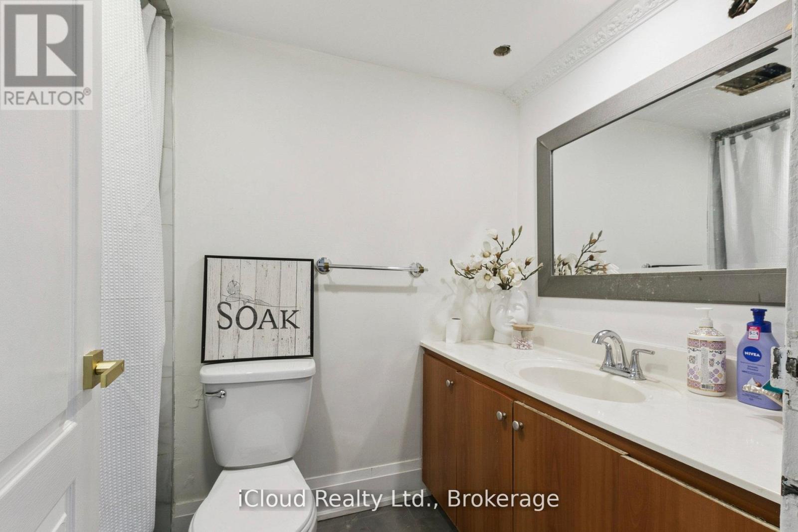 1108 - 238 Albion Road, Toronto (elms-old Rexdale), Ontario