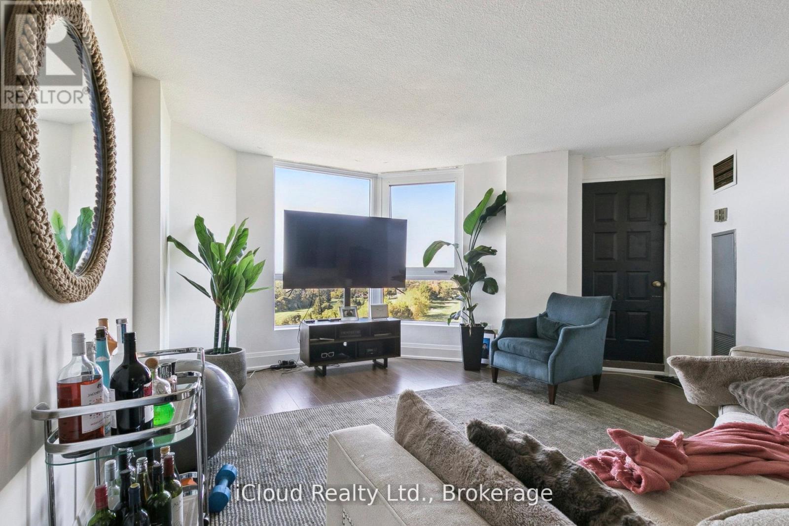 1108 - 238 Albion Road, Toronto (elms-old Rexdale), Ontario