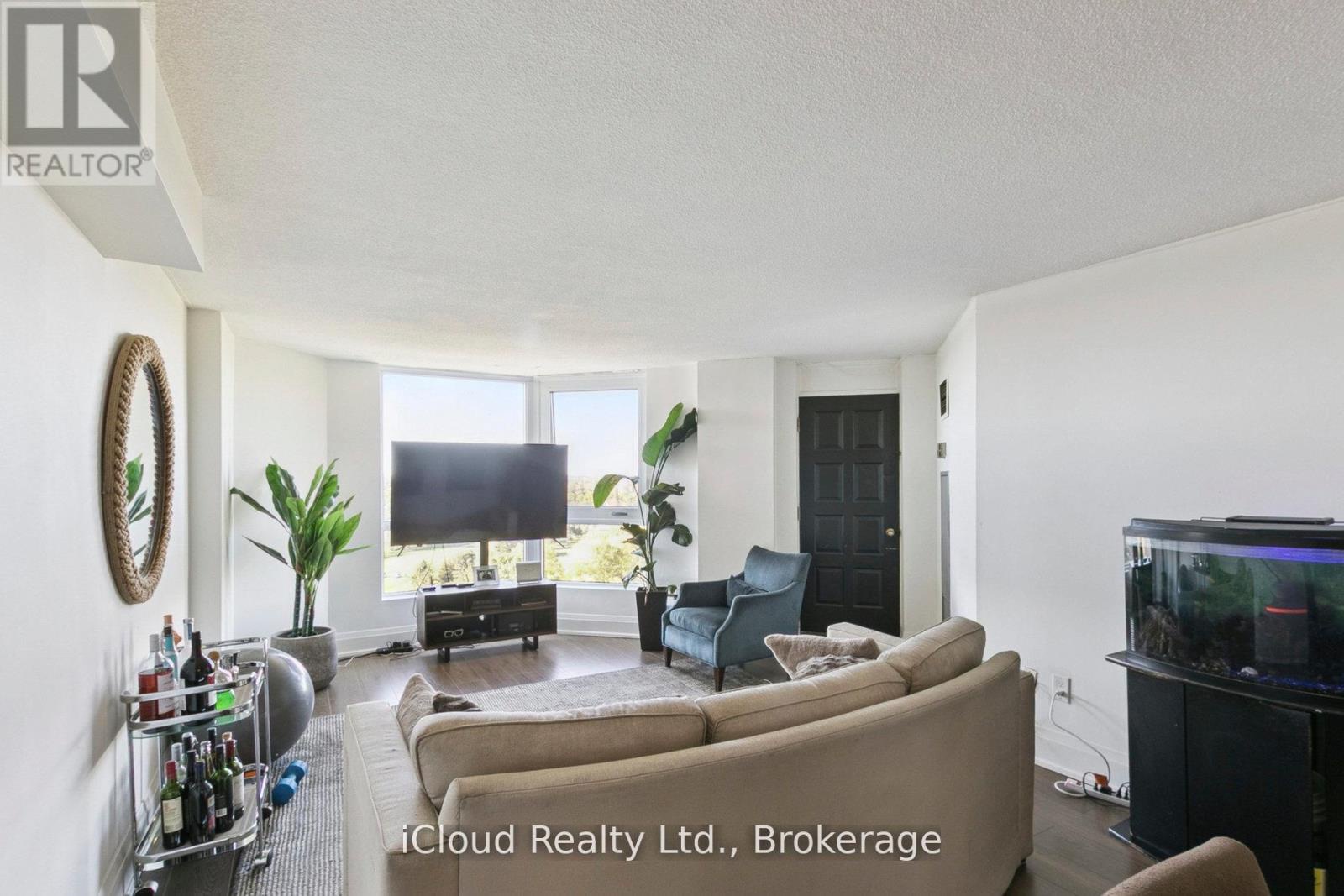 1108 - 238 Albion Road, Toronto (elms-old Rexdale), Ontario