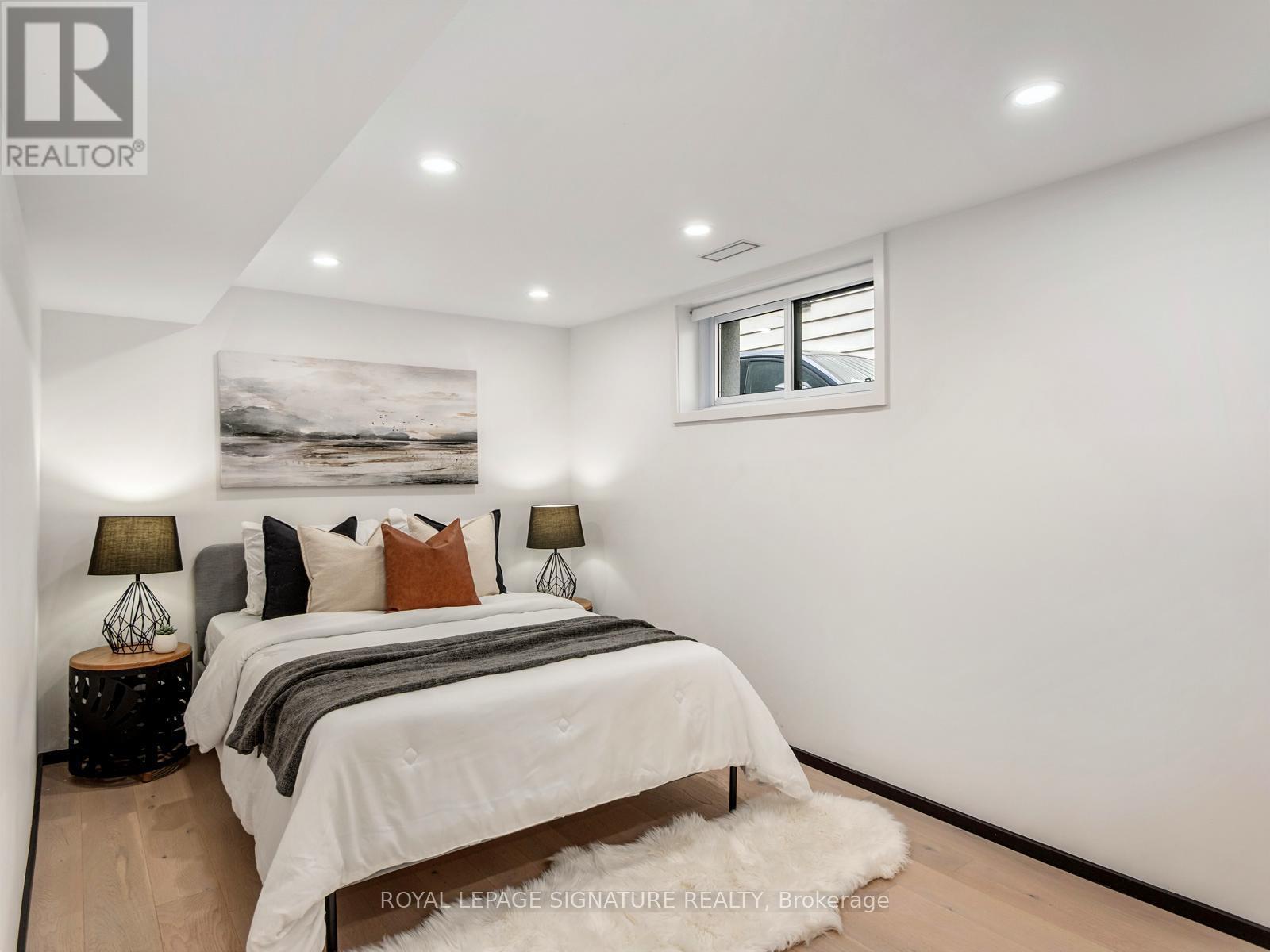 186 Oak Park Avenue, Toronto (woodbine-lumsden), Ontario