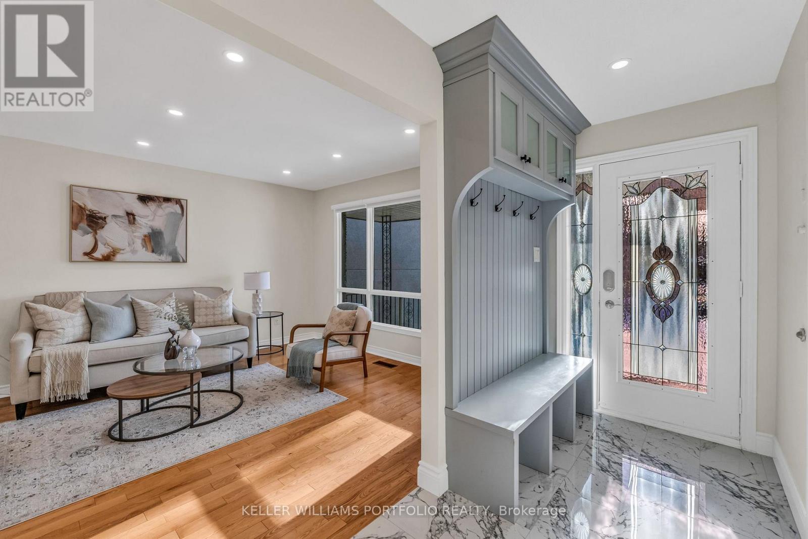 200 Lake Promenade, Toronto (long Branch), Ontario