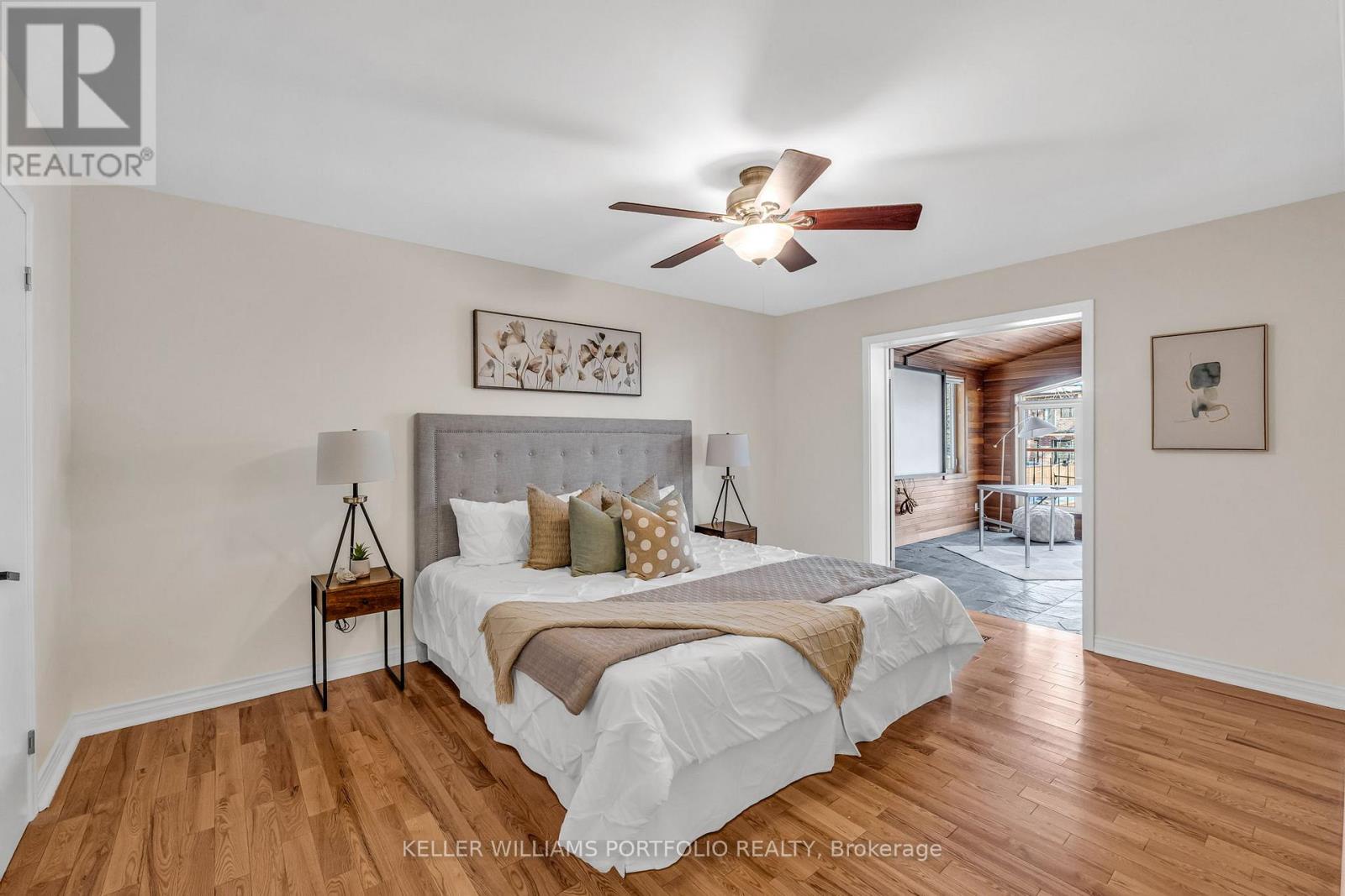 200 Lake Promenade, Toronto (long Branch), Ontario