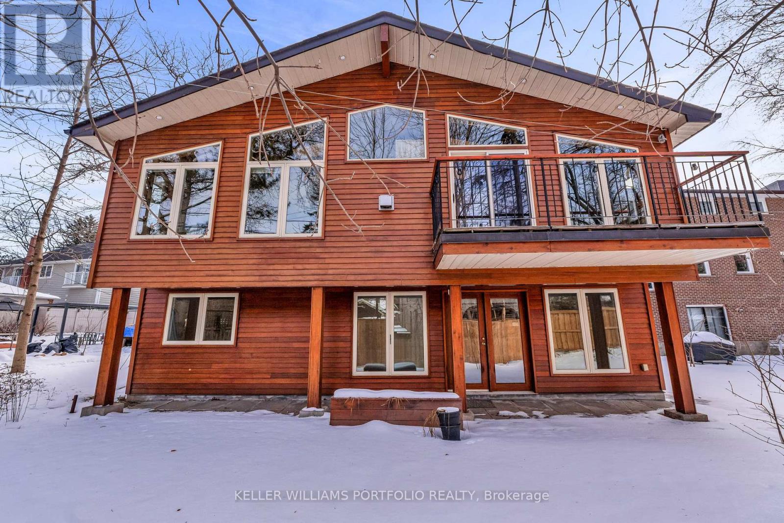 200 Lake Promenade, Toronto (long Branch), Ontario