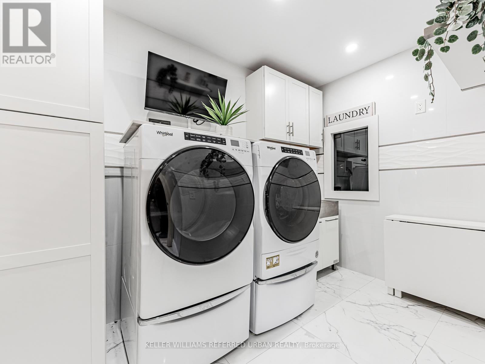 33 Redberry Parkway, Toronto (maple Leaf), Ontario