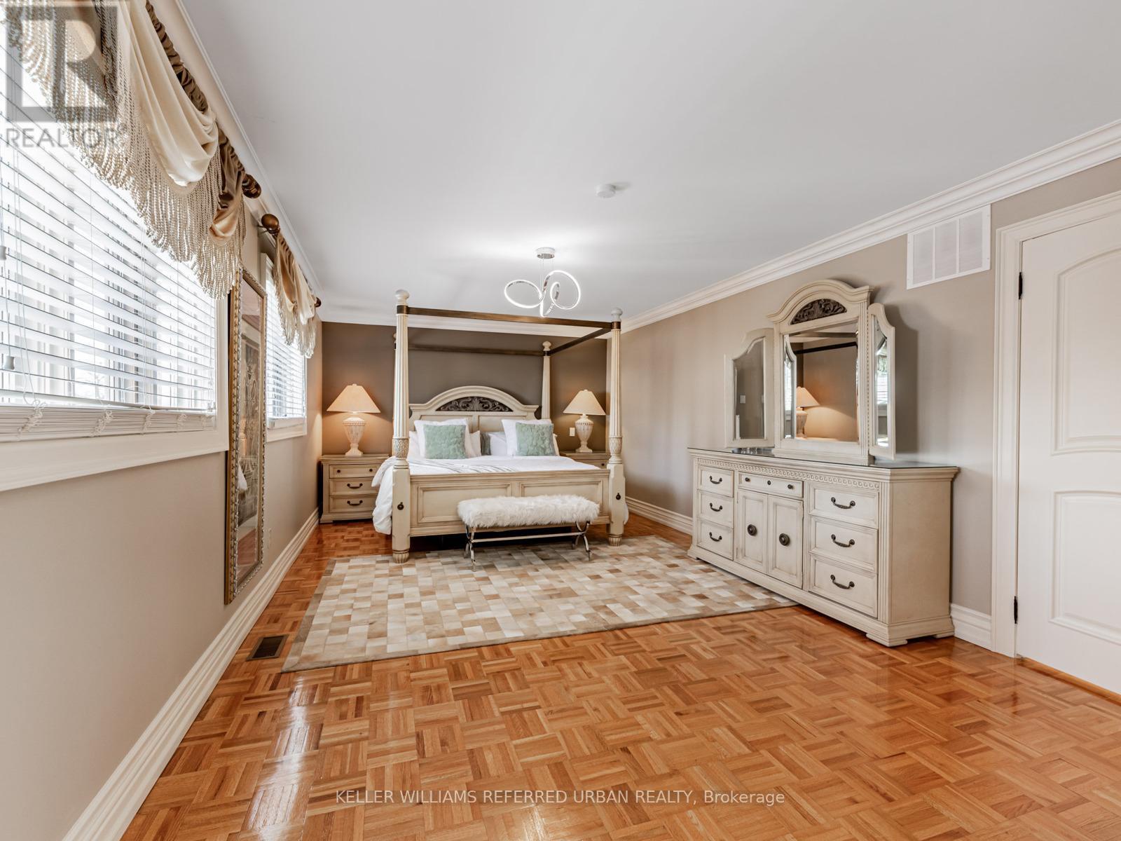 33 Redberry Parkway, Toronto (maple Leaf), Ontario