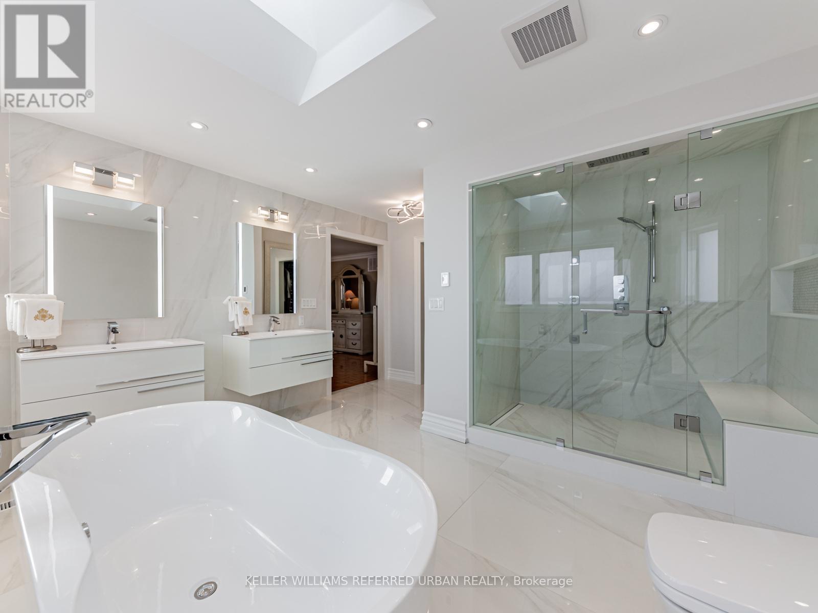 33 Redberry Parkway, Toronto (maple Leaf), Ontario