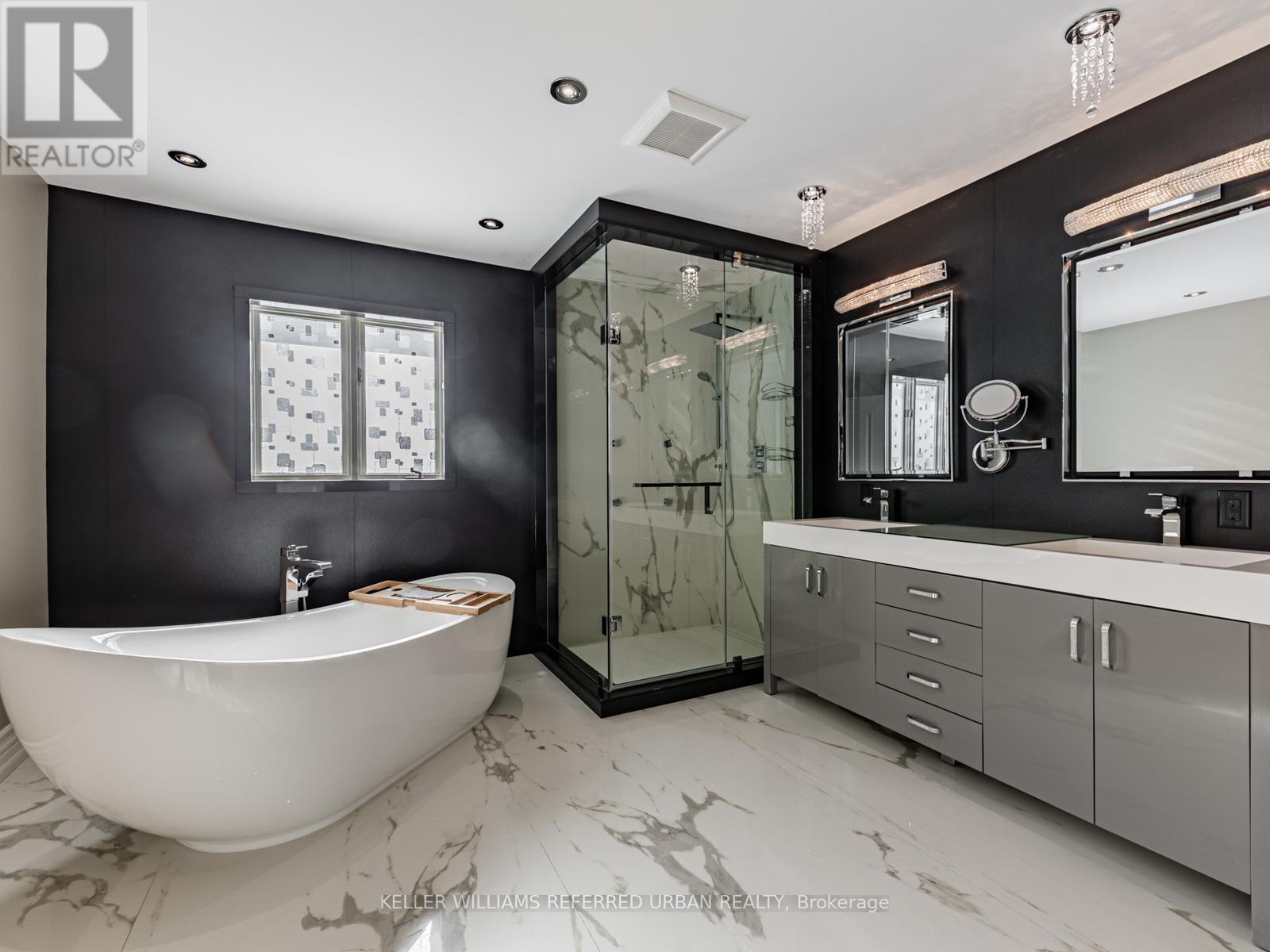 33 Redberry Parkway, Toronto (maple Leaf), Ontario