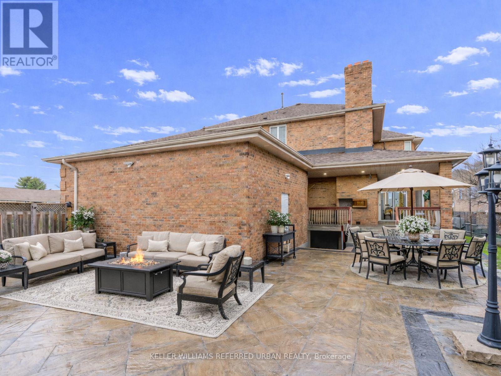 33 Redberry Parkway, Toronto (maple Leaf), Ontario