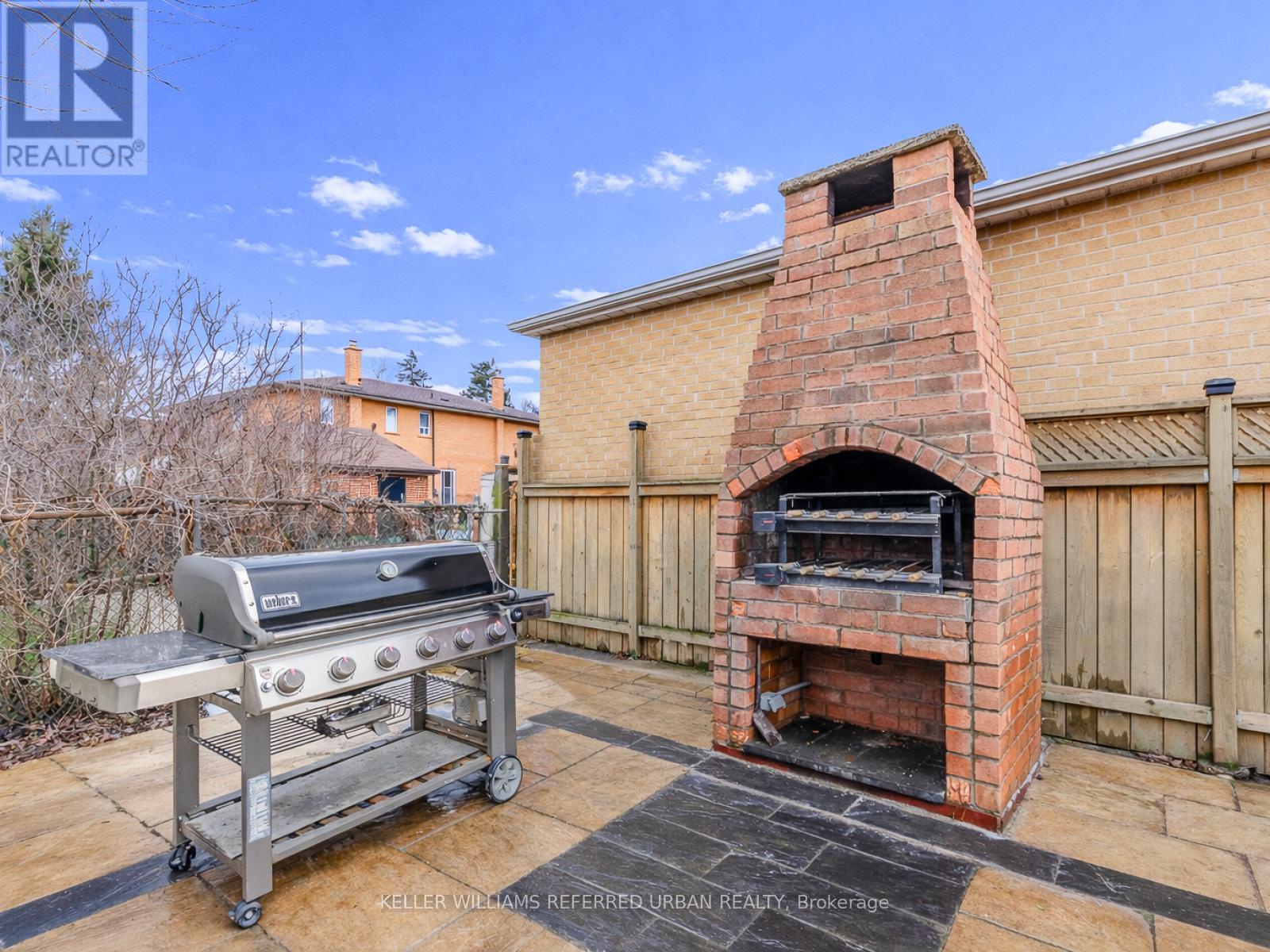 33 Redberry Parkway, Toronto (maple Leaf), Ontario