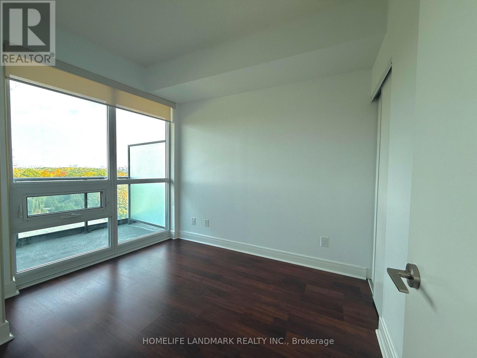 901 - 35 Brian Peck Crescent, Toronto (thorncliffe Park), Ontario