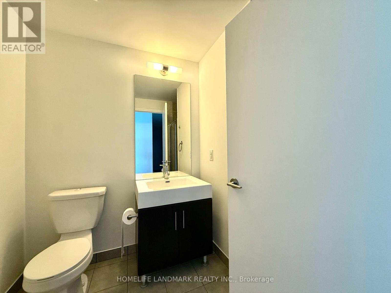 901 - 35 Brian Peck Crescent, Toronto (thorncliffe Park), Ontario