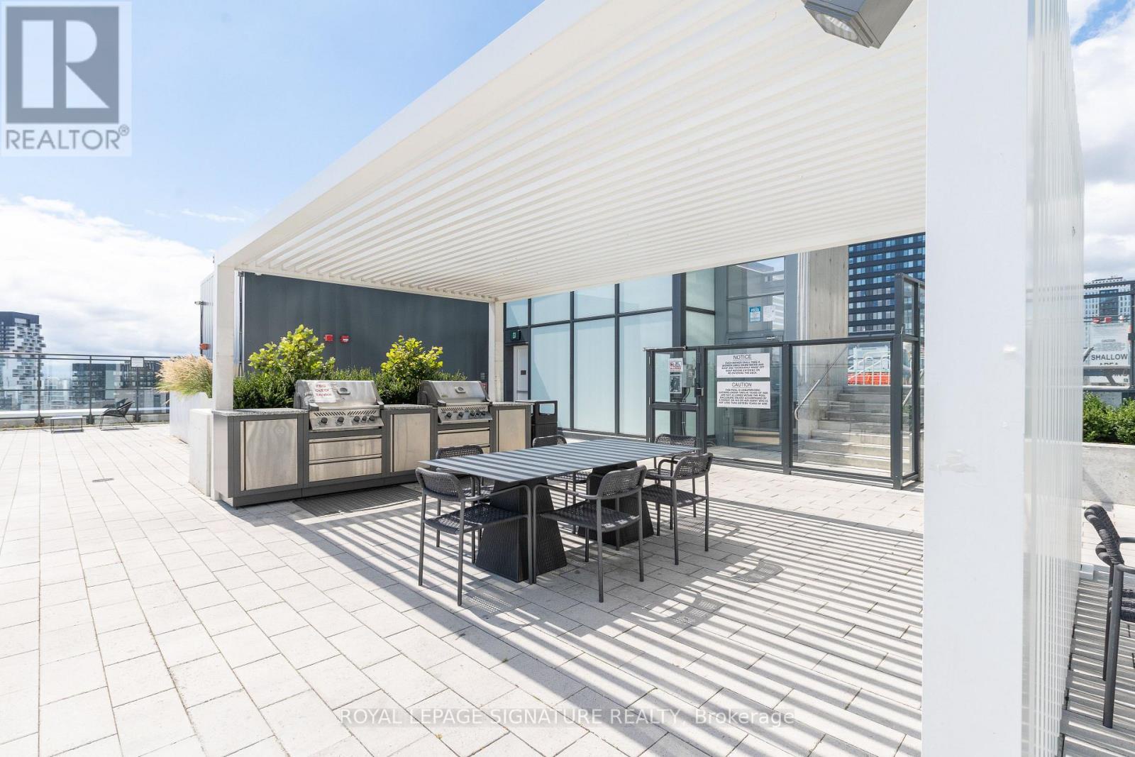 1804 - 5 Defries Street, Toronto (regent Park), Ontario