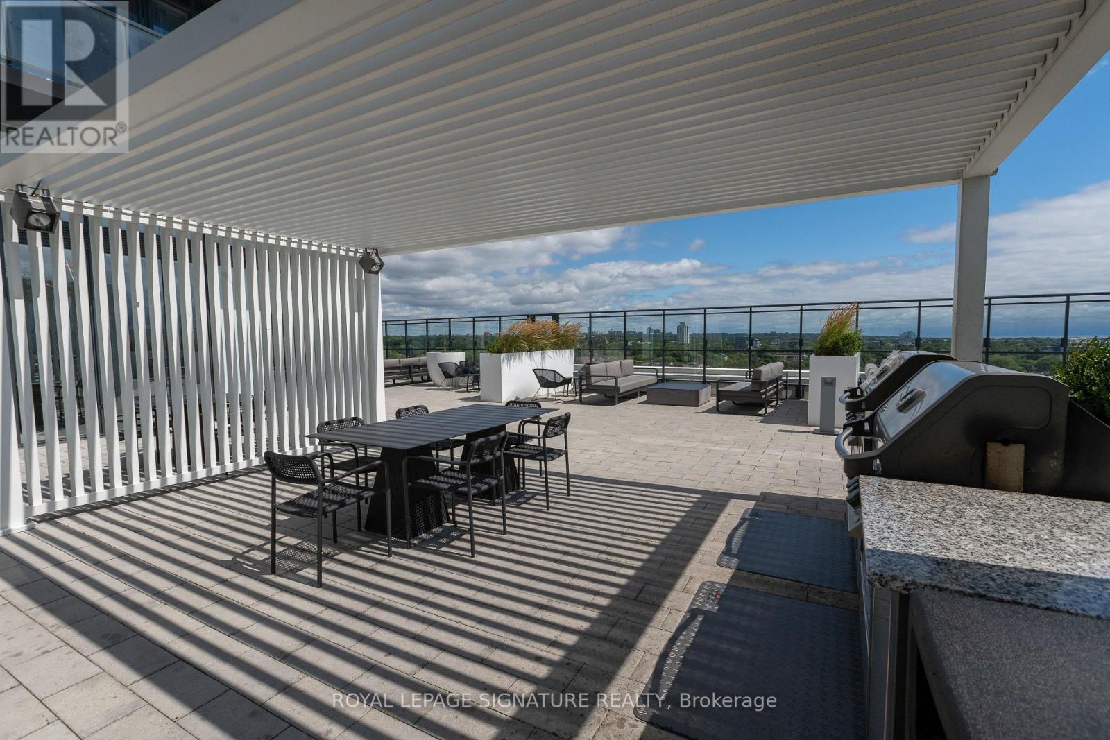 1804 - 5 Defries Street, Toronto (regent Park), Ontario