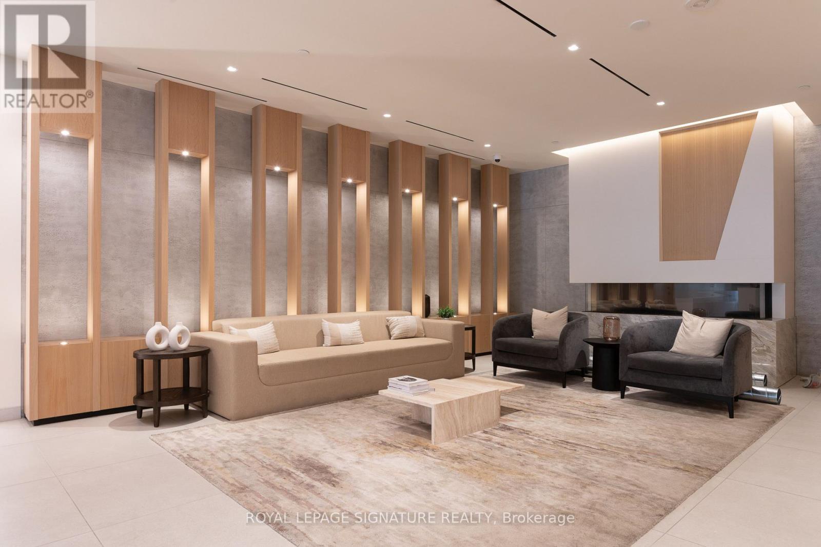 1804 - 5 Defries Street, Toronto (regent Park), Ontario