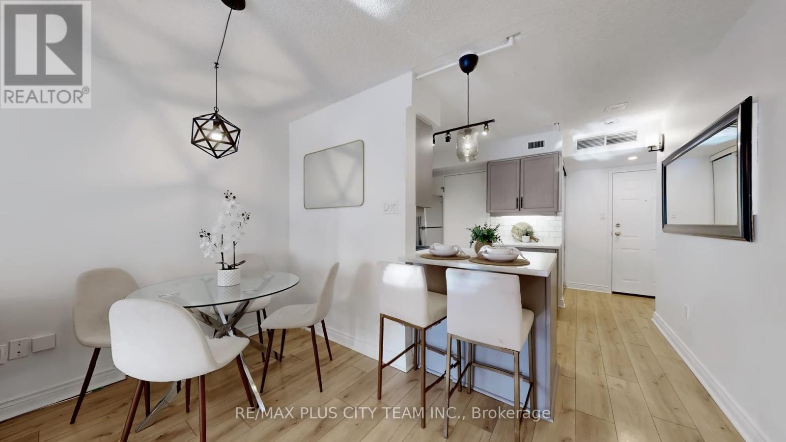 205 - 65 Scadding Avenue, Toronto (waterfront Communities), Ontario