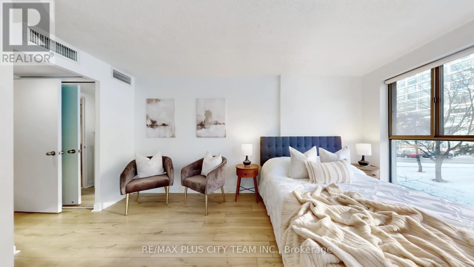 205 - 65 Scadding Avenue, Toronto (waterfront Communities), Ontario