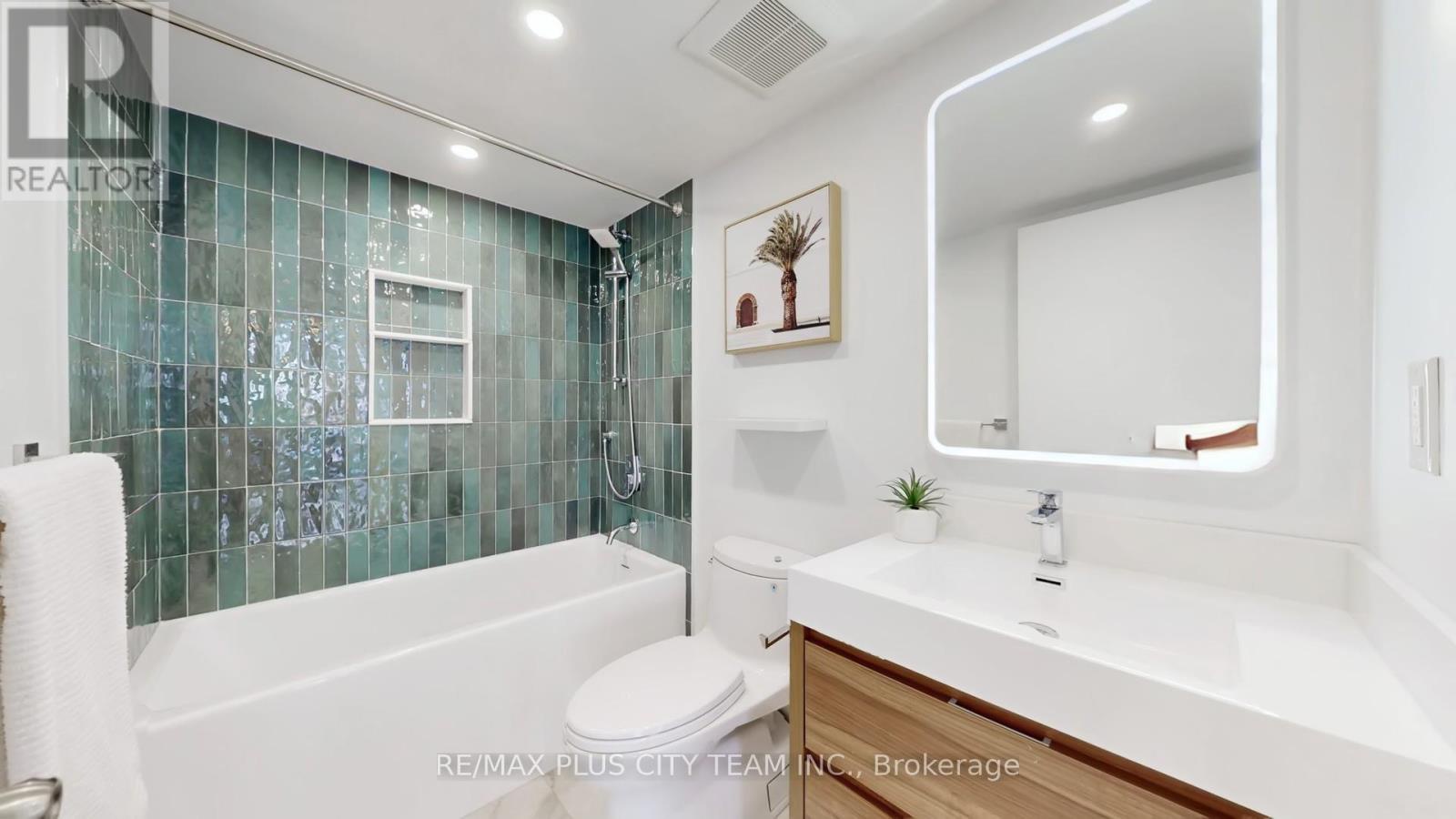 205 - 65 Scadding Avenue, Toronto (waterfront Communities), Ontario