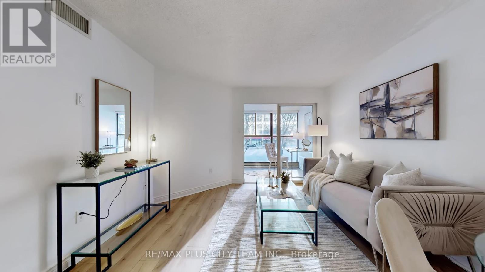 205 - 65 Scadding Avenue, Toronto (waterfront Communities), Ontario