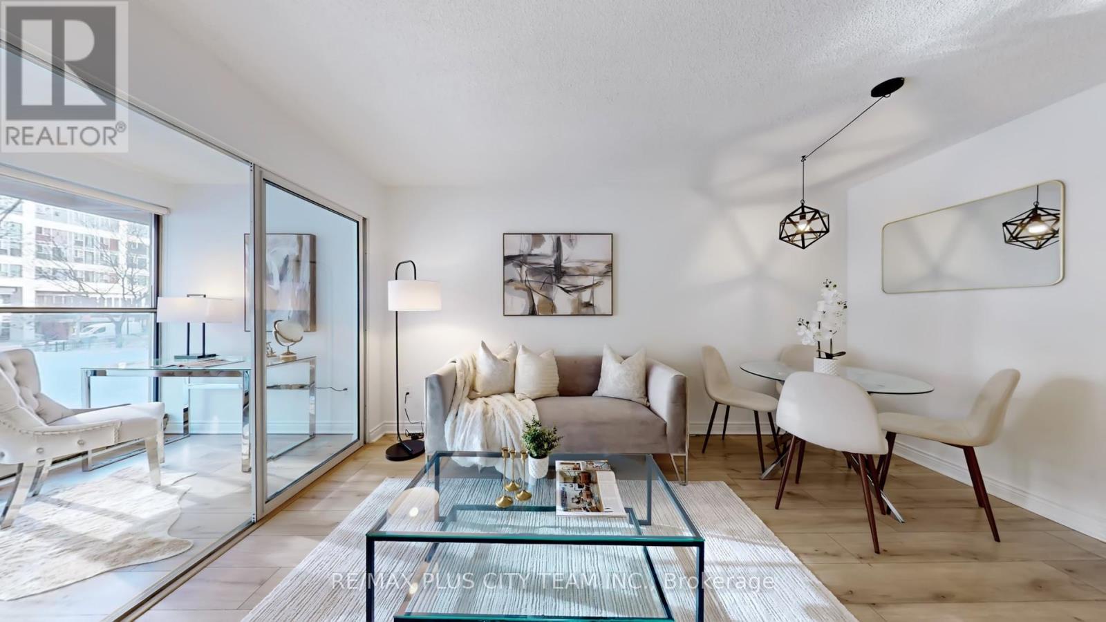 205 - 65 Scadding Avenue, Toronto (waterfront Communities), Ontario