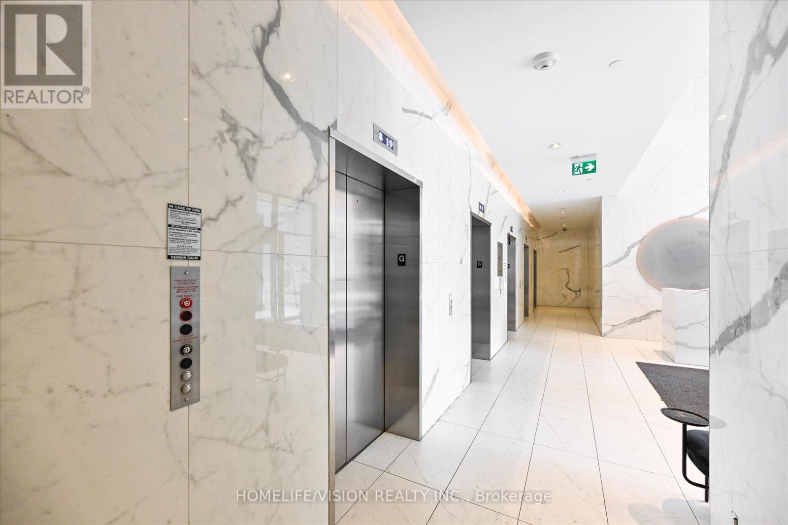 821 - 251 Jarvis Street, Toronto (church-yonge Corridor), Ontario