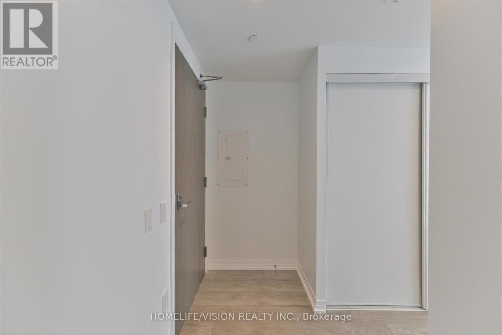 821 - 251 Jarvis Street, Toronto (church-yonge Corridor), Ontario