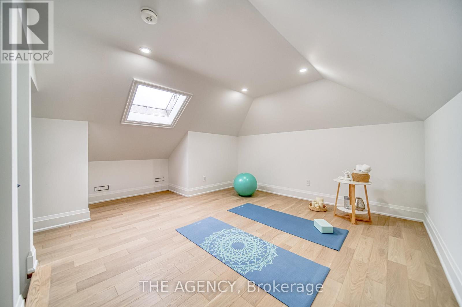 16 Duncannon Drive, Toronto (forest Hill South), Ontario