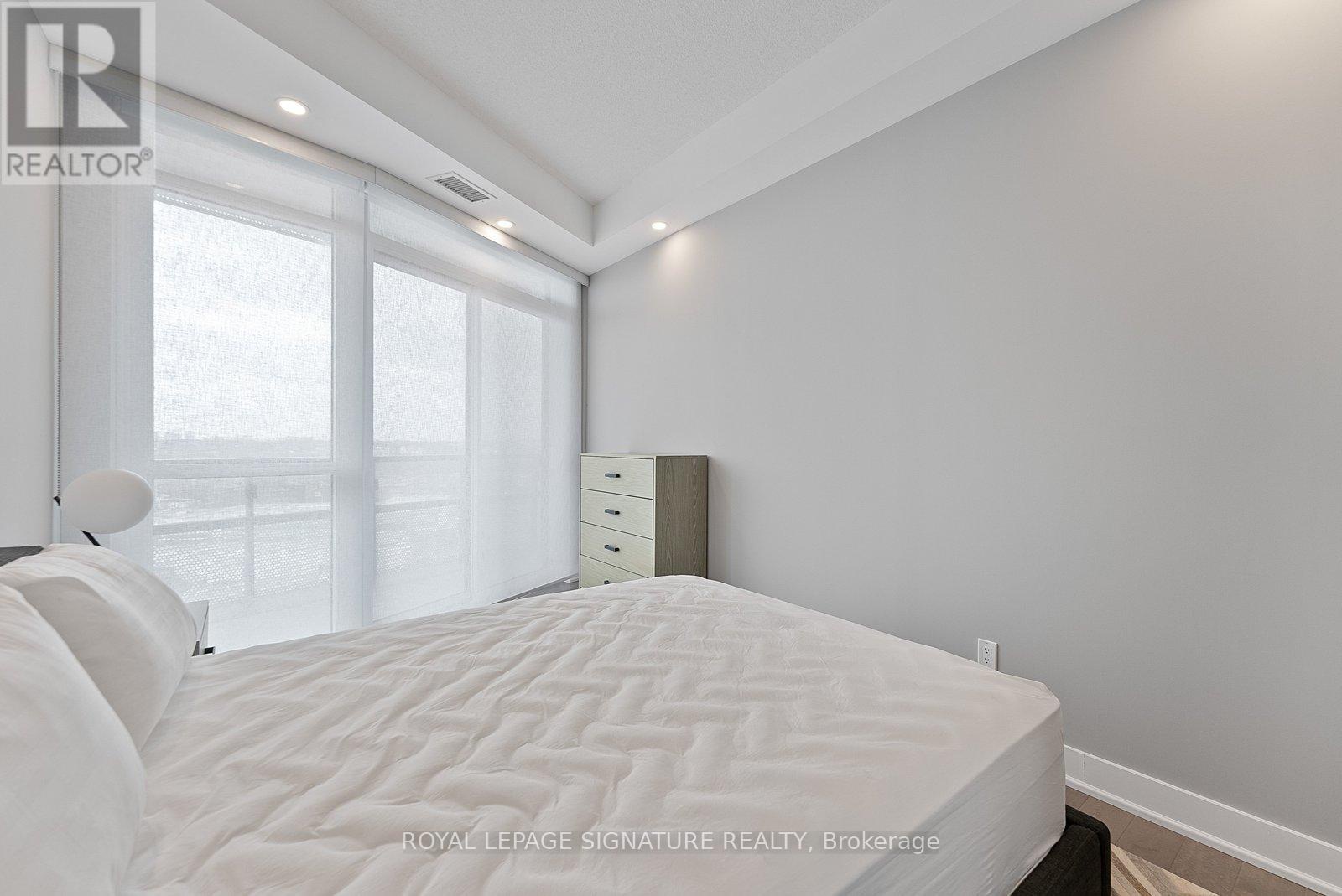 1114 - 99 The Donway W, Toronto (banbury-don Mills), Ontario