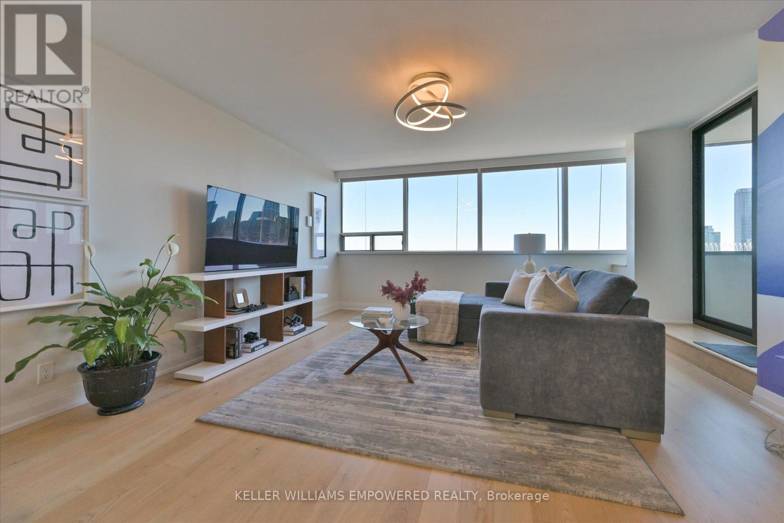 1612 - 914 Yonge Street, Toronto (annex), Ontario