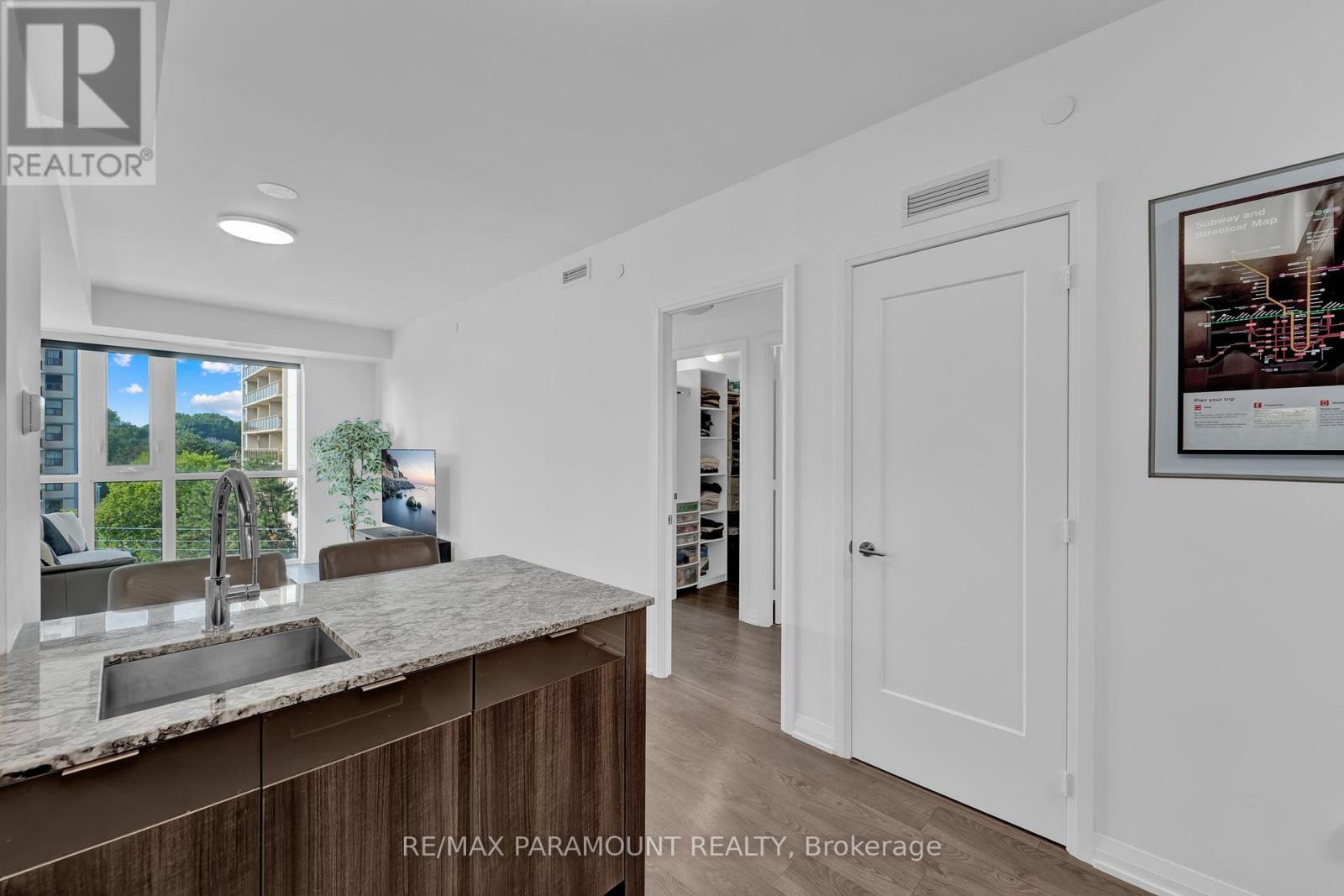 418 - 101 Erskine Avenue, Toronto (mount Pleasant West), Ontario