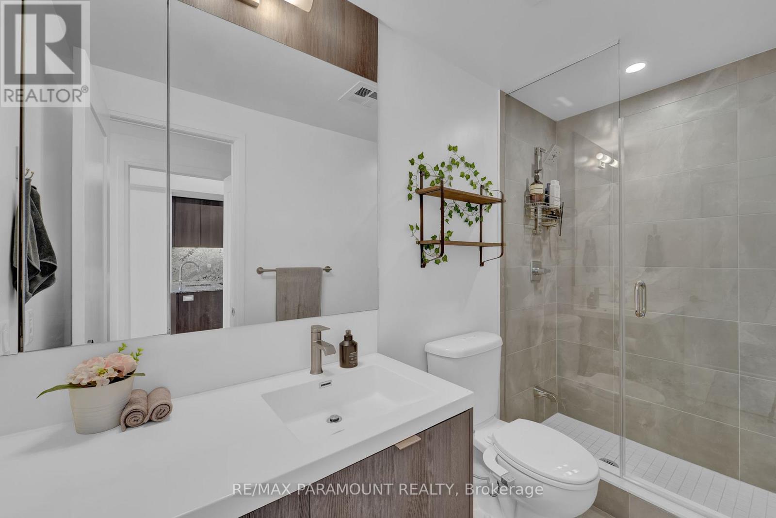 418 - 101 Erskine Avenue, Toronto (mount Pleasant West), Ontario