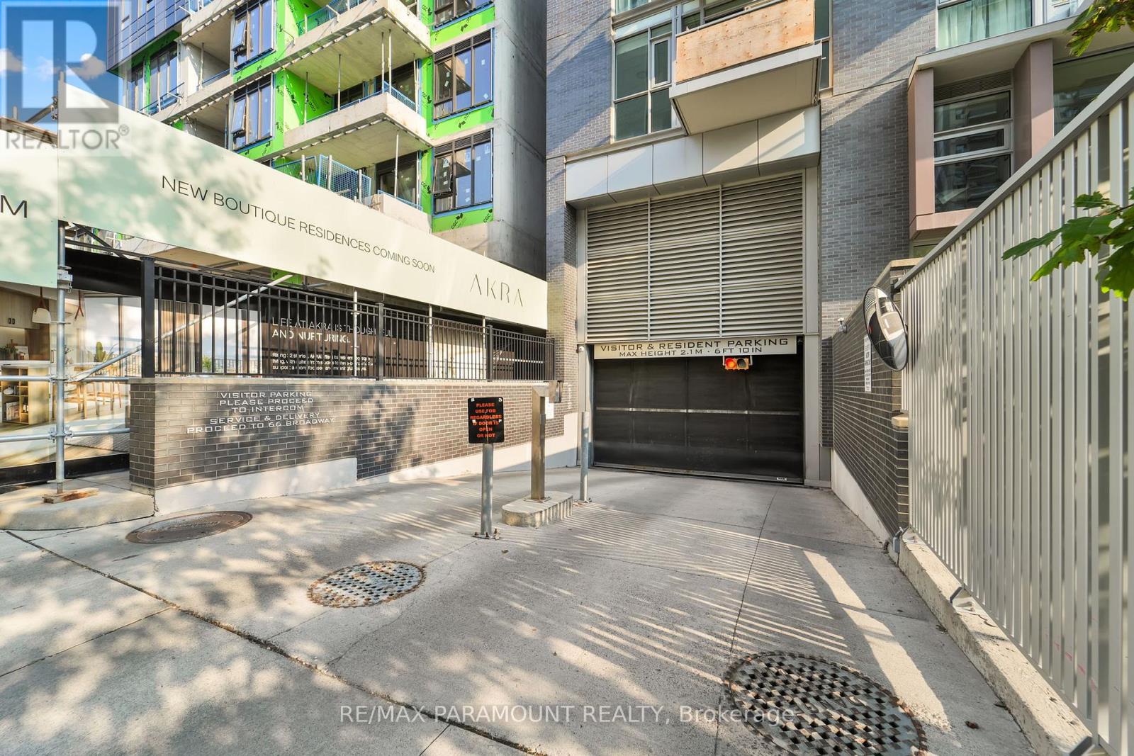 418 - 101 Erskine Avenue, Toronto (mount Pleasant West), Ontario