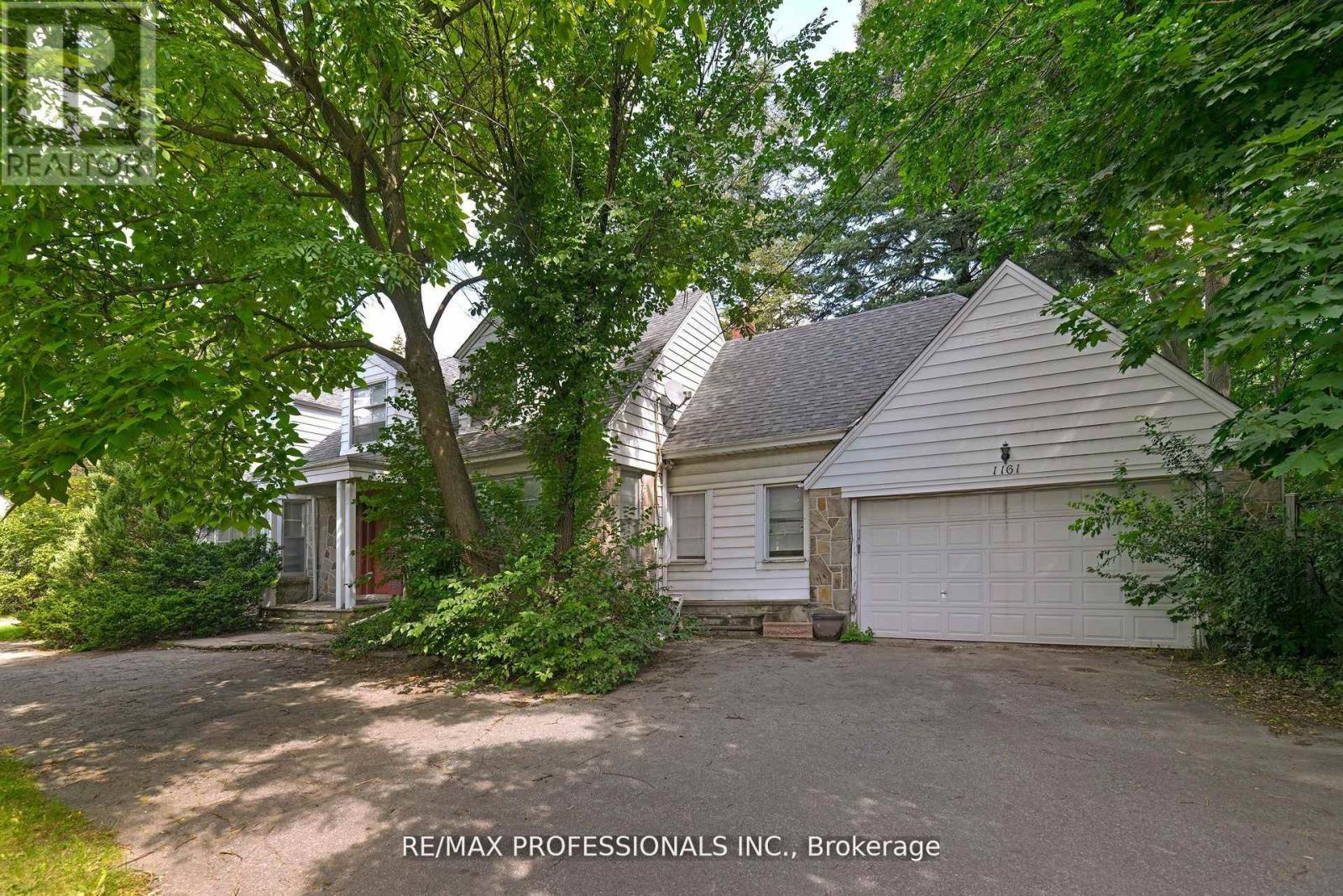 1161 Royal York Road, Toronto (edenbridge-humber Valley), Ontario