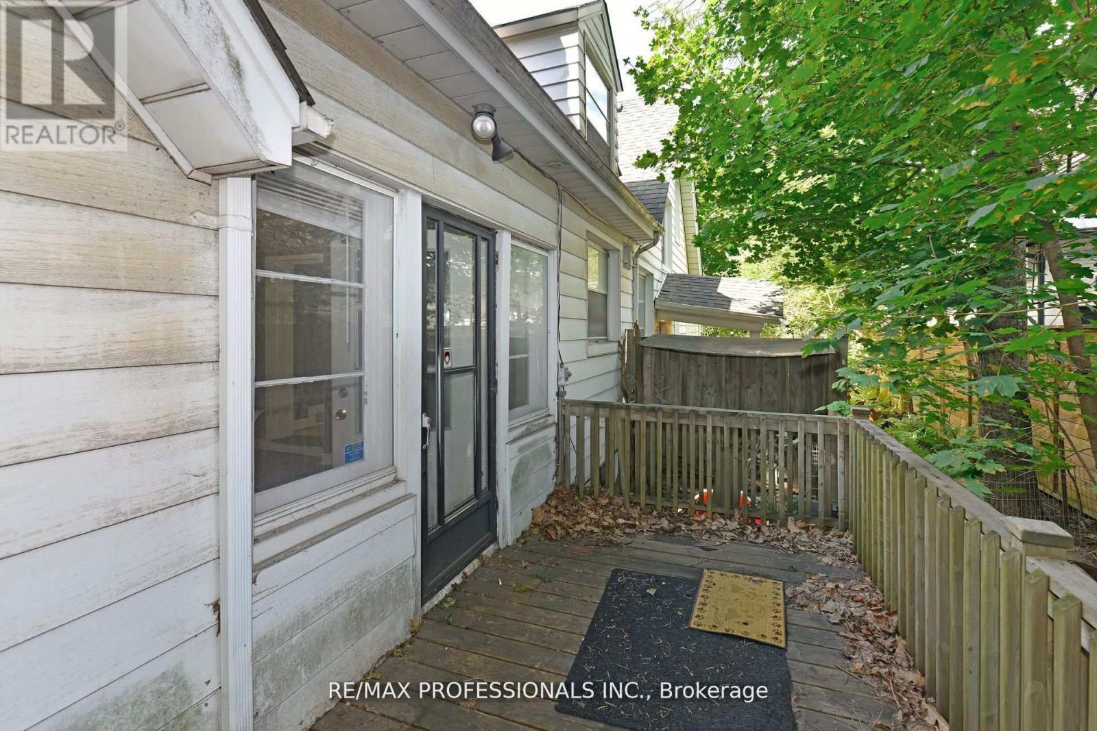 1161 Royal York Road, Toronto (edenbridge-humber Valley), Ontario