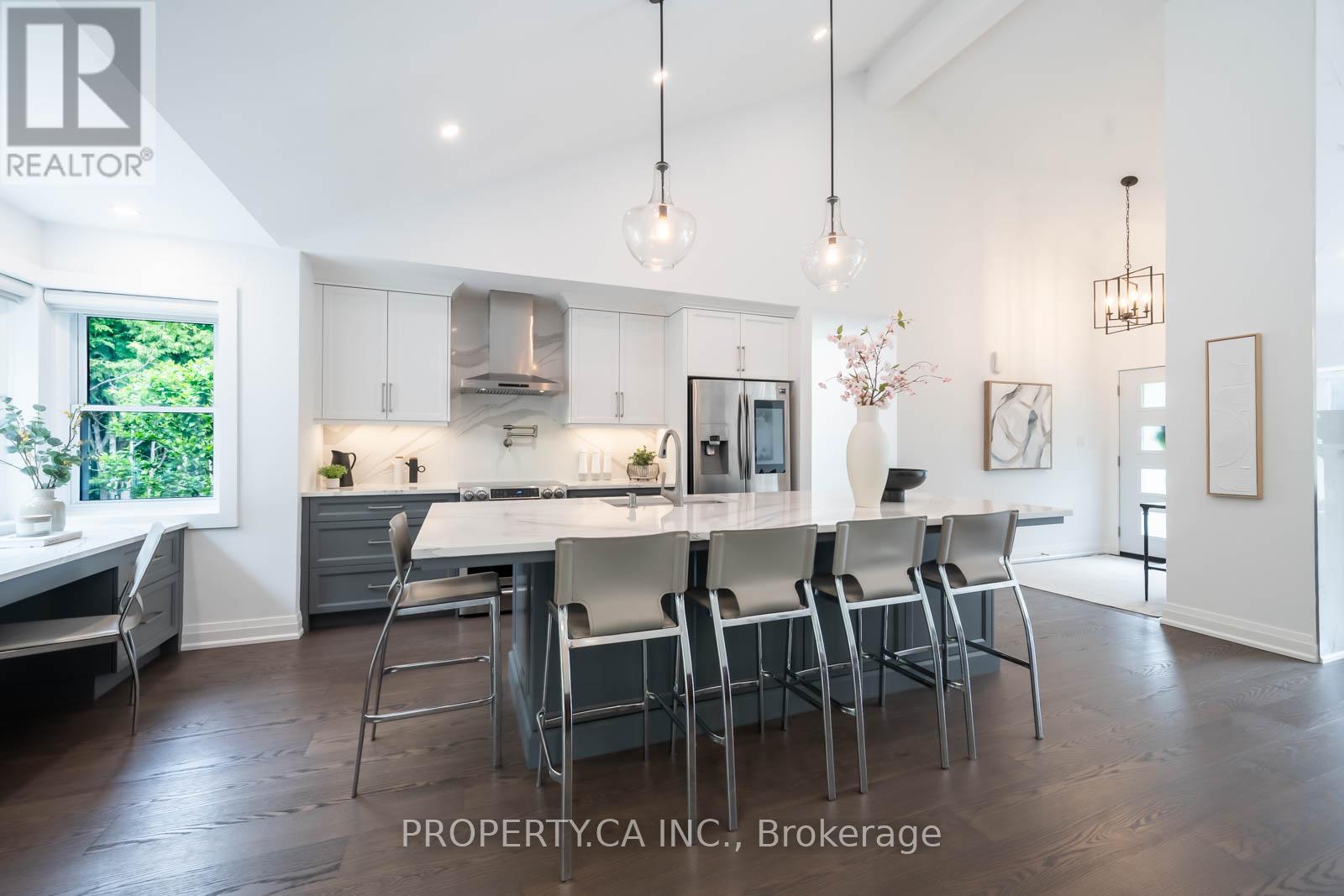 1533 Rometown Drive, Mississauga (lakeview), Ontario